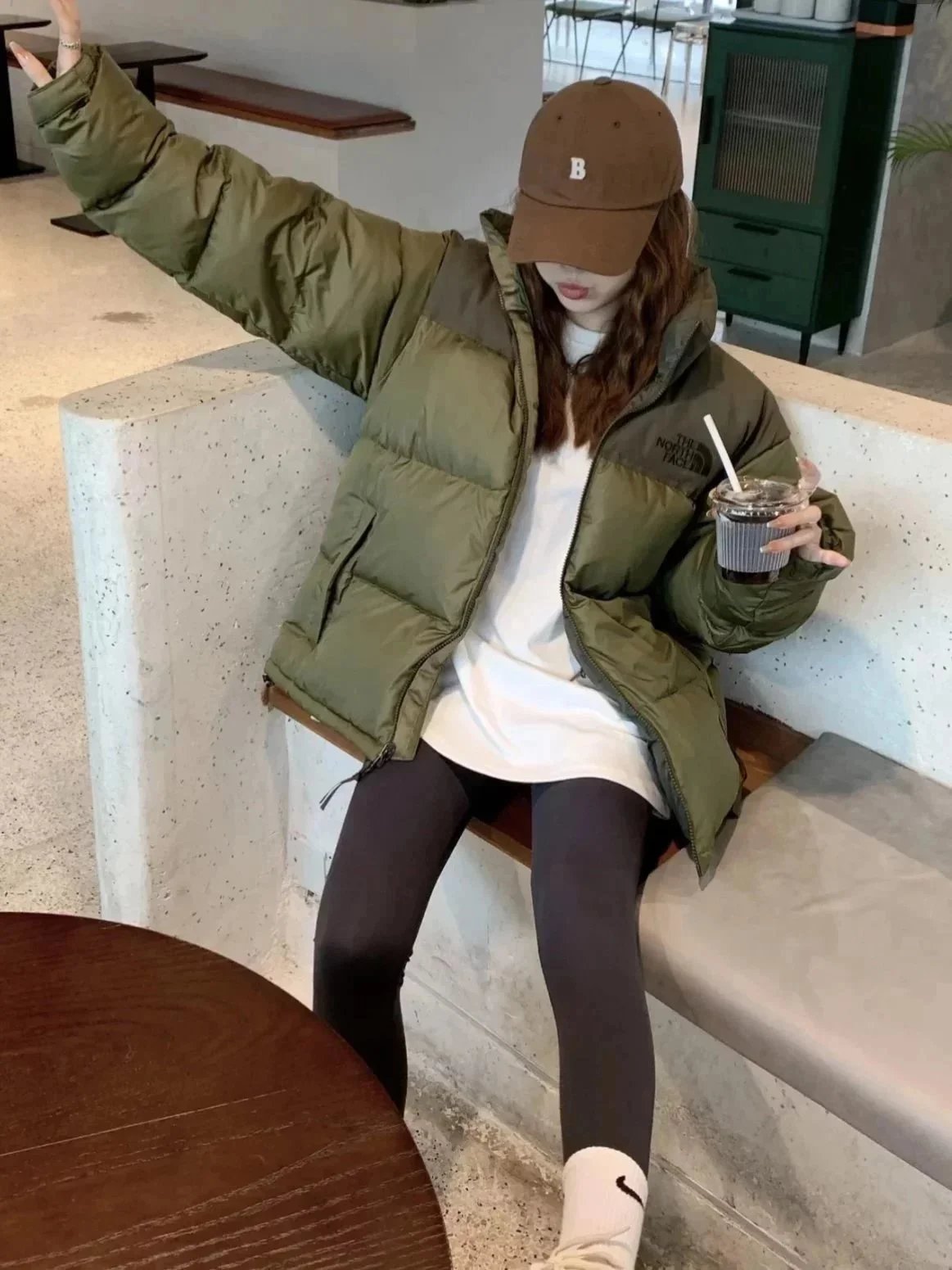 Item ID 8097 90% Down - Correct 85% Goose Down - Poison Home Magic Buckle+Hexagonal