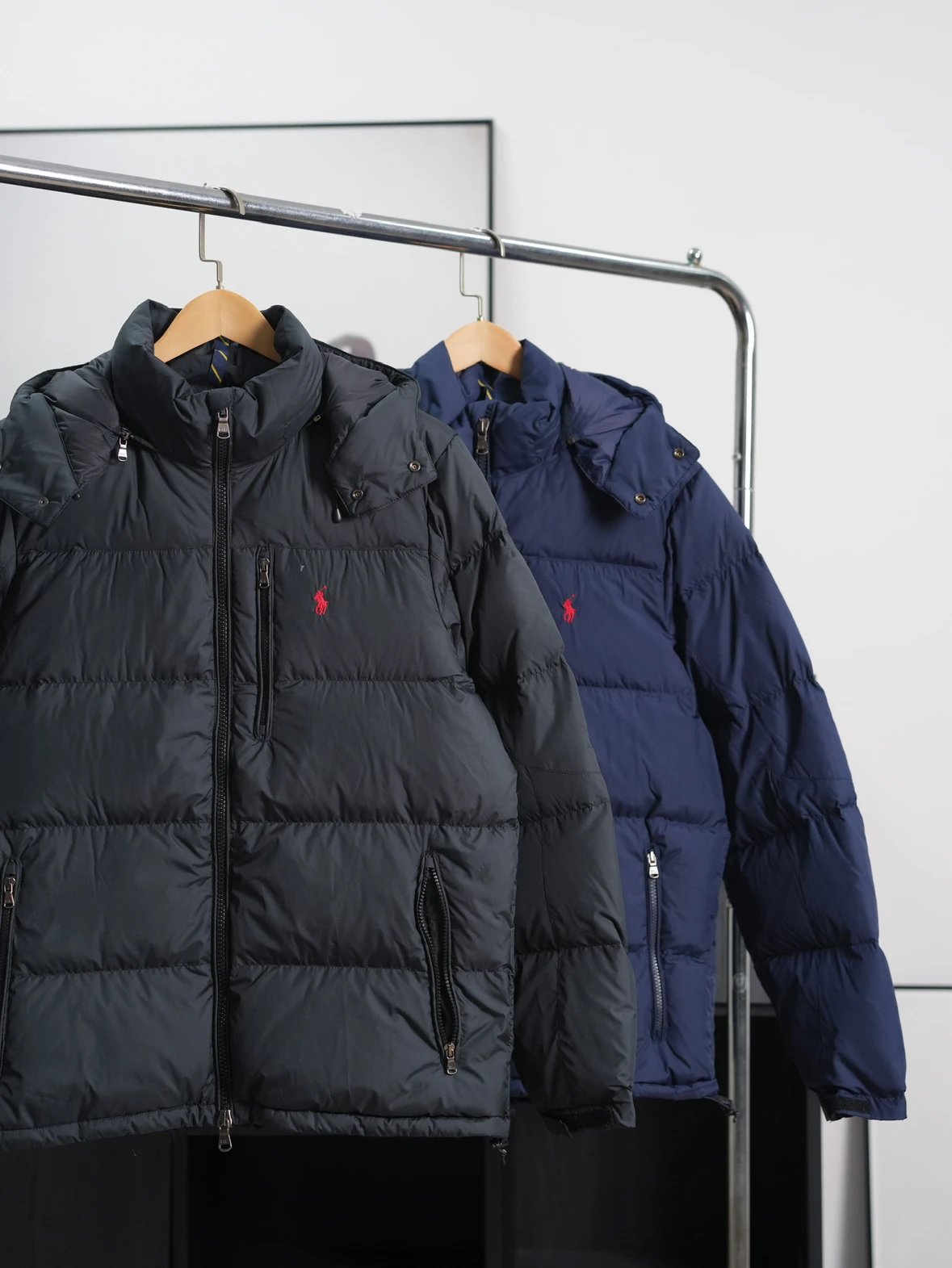 Item ID 8133 raff FW24 solid color down jacket “80 white duck down ” Zipper hooded