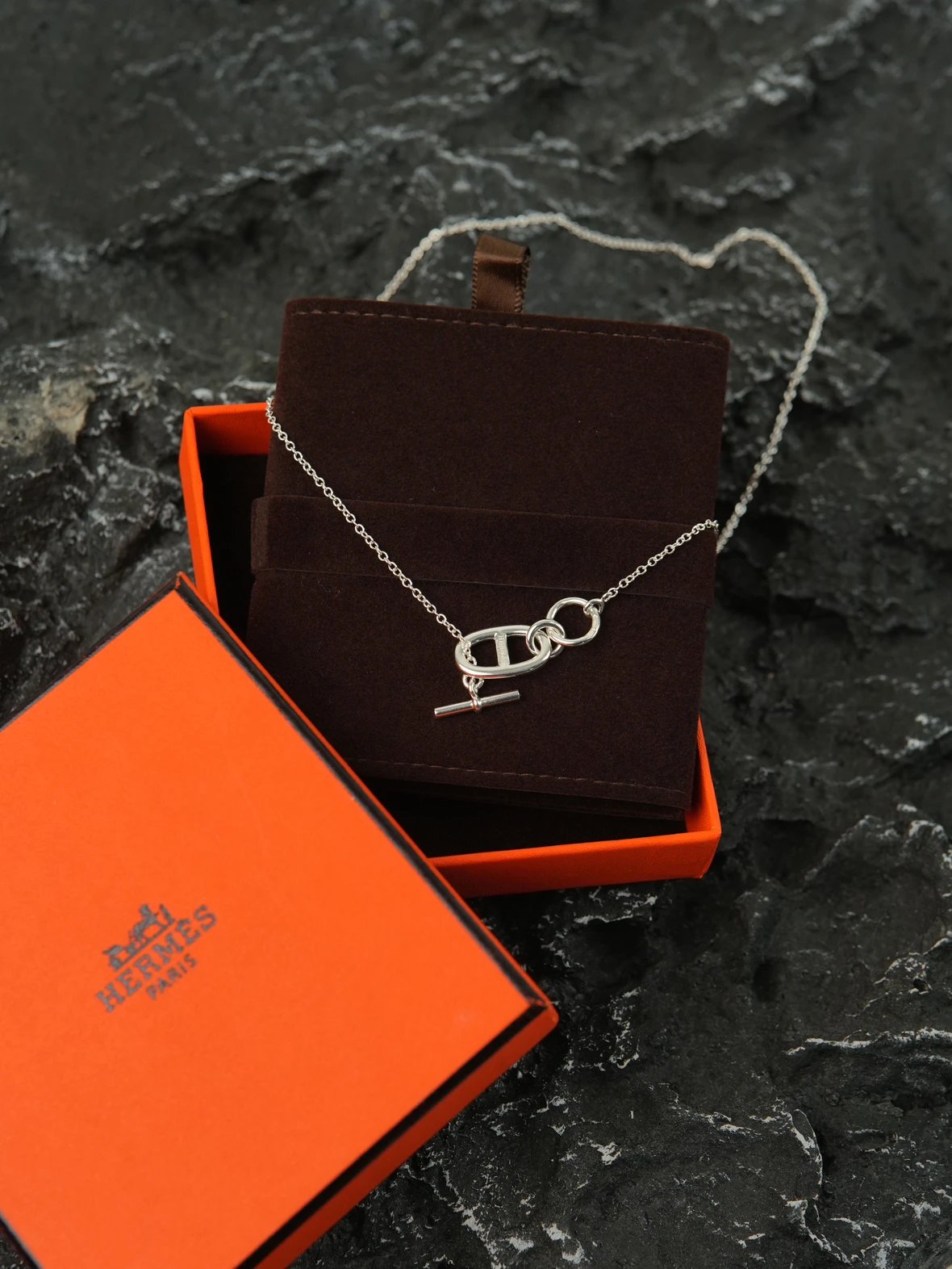 Item ID 8388 “ Valentine's Day only ”Chained-Ancre-“925 silver ” Fashionable Pig No