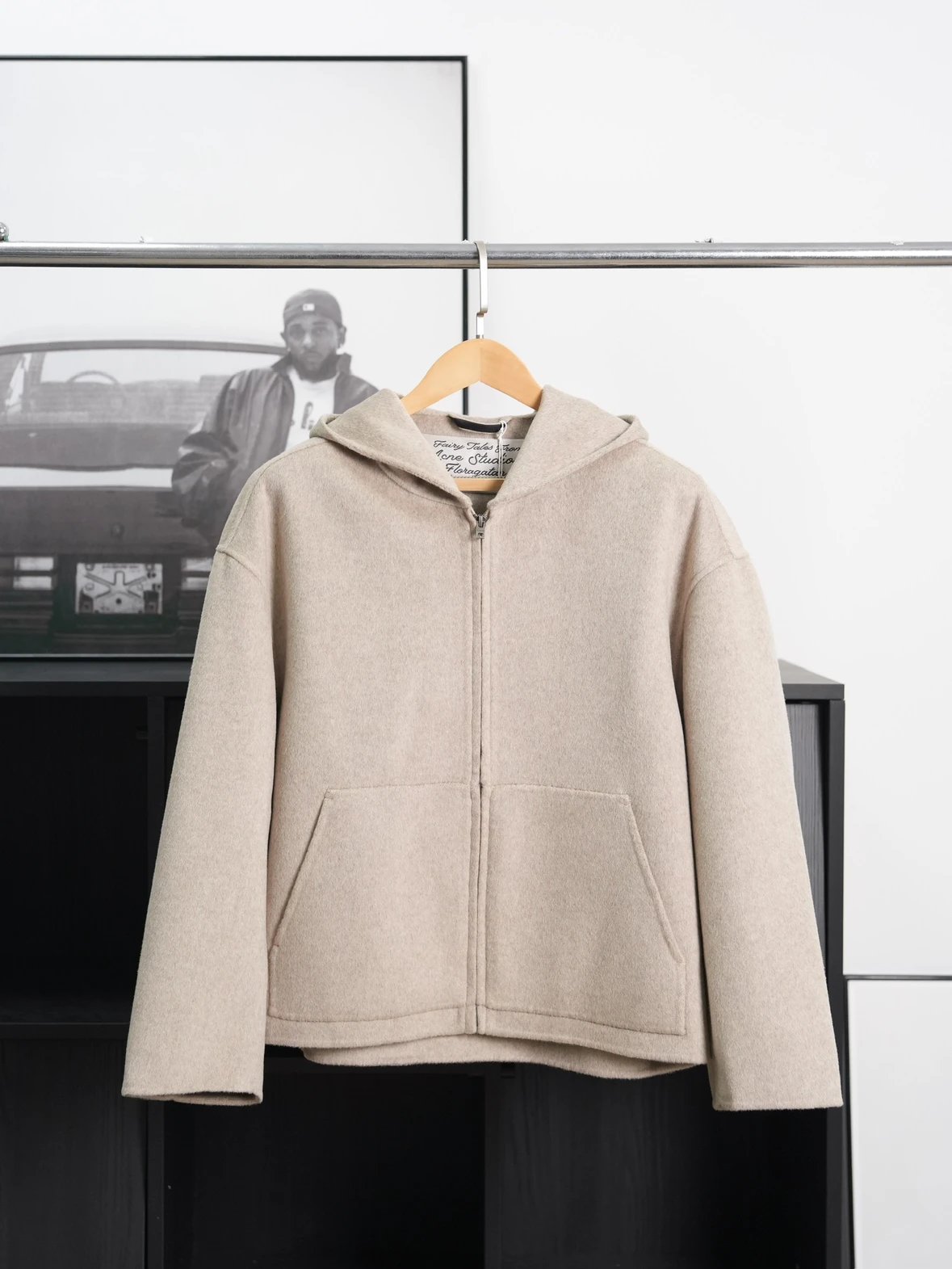 Item ID 8009 Acne-“92_6% wool ➕7_4% Cashmere ”SS25FW25 Solid color loose off should