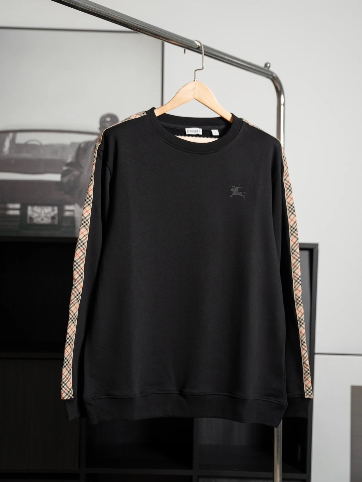 Item ID 8075 BBR-FW25- Ribbed trim -“ Exclusive high-end webbing ” round neck sweat