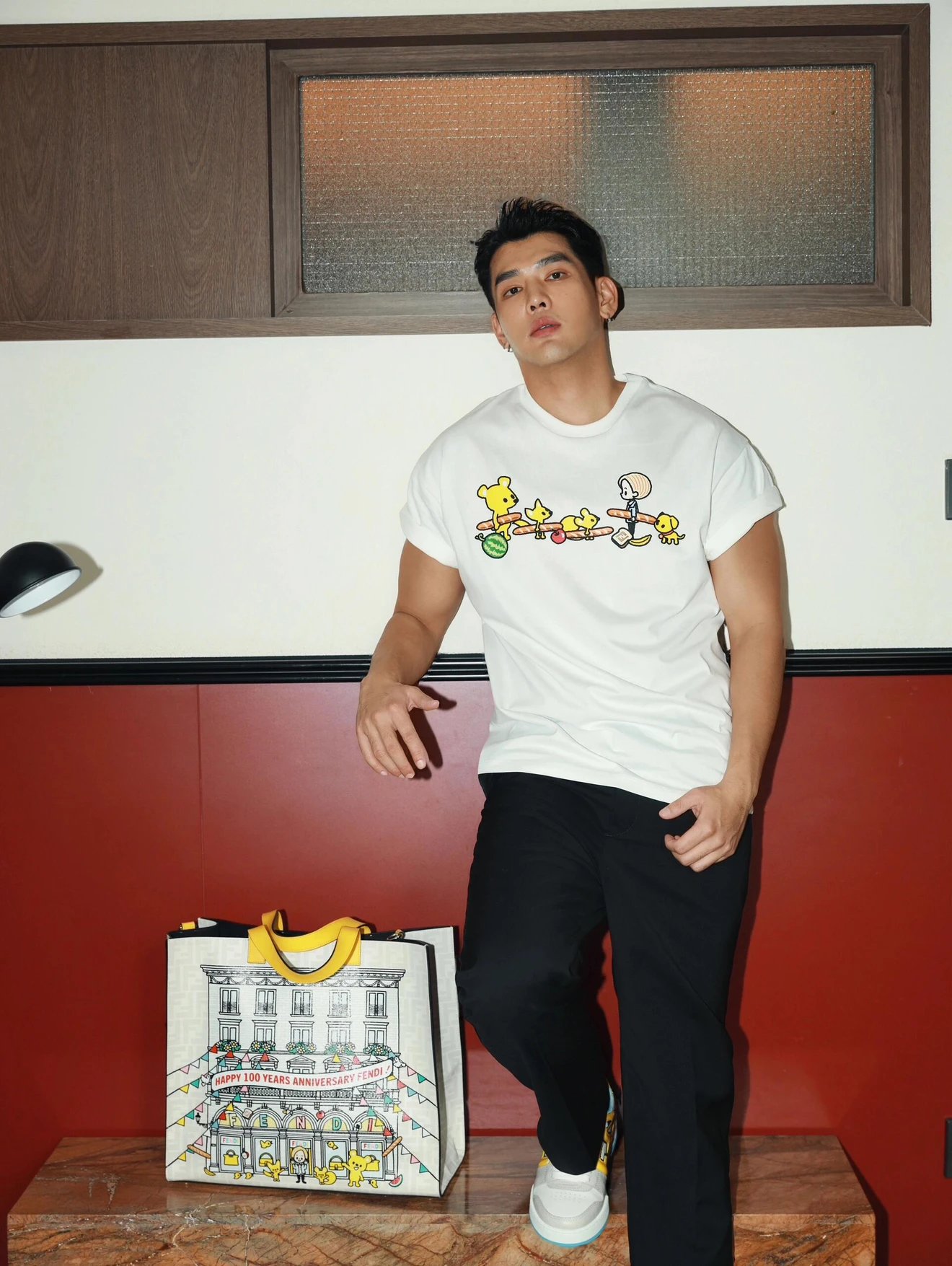 Item ID 8312 Fend1-Fendi-2025s - New Cartoon Hot Dog Bear Pattern Short Sleeve - Kn