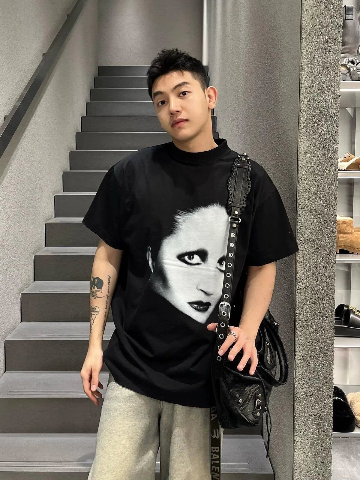 Item ID 8290 Balenci@ga- Paris-2025s - Music Collaboration Series - Mina Co branded