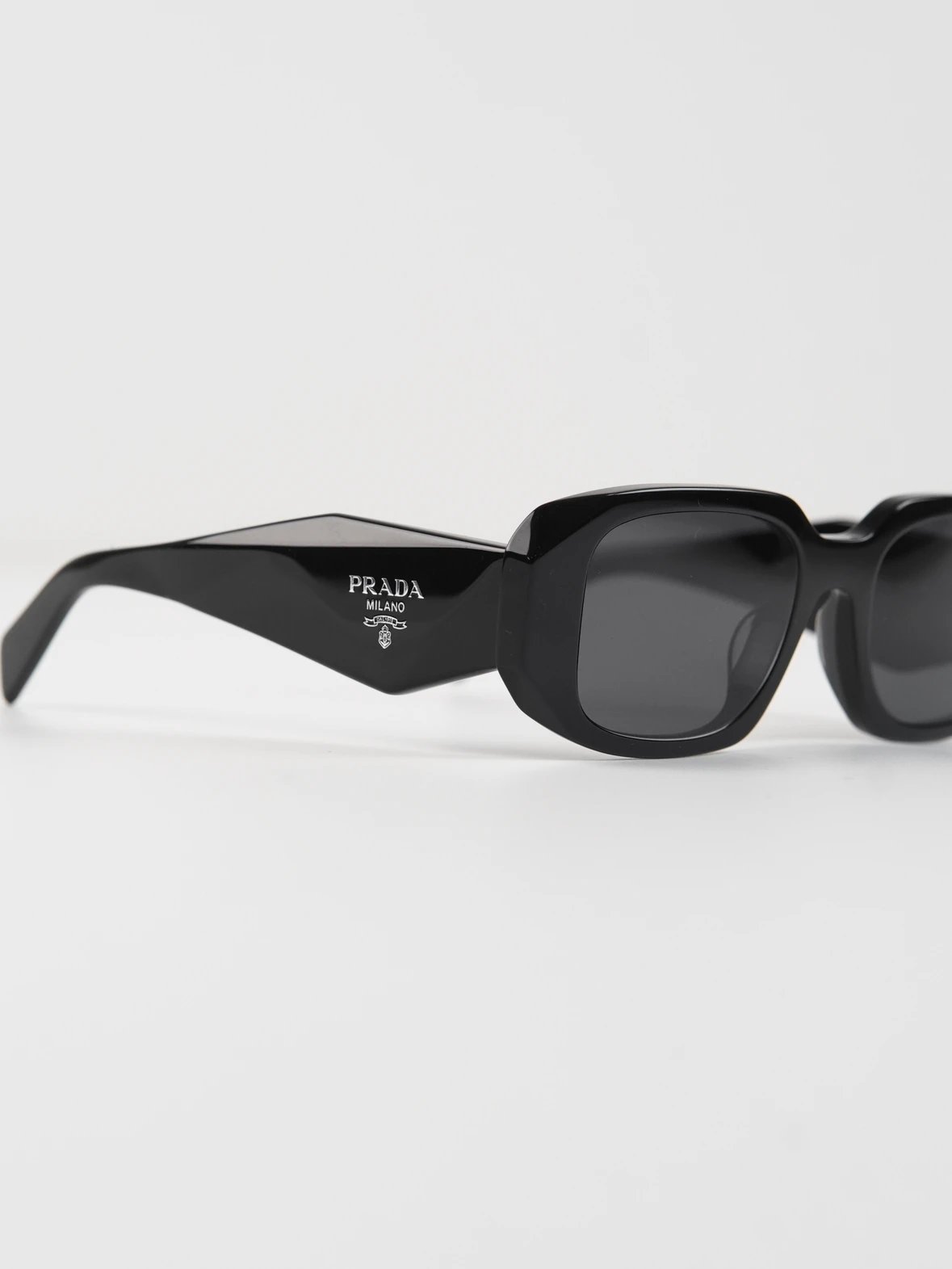 Item ID 8413 PRD solid geometry glasses - Fashionable street style star sunglasses,
