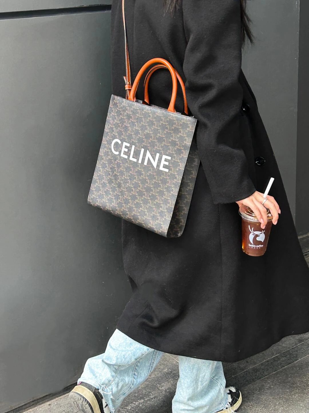 Item ID 8452 CEL1NE- Celine -2020ss- Classic -Cabas-Tote-thriomphe- Classic all-ove