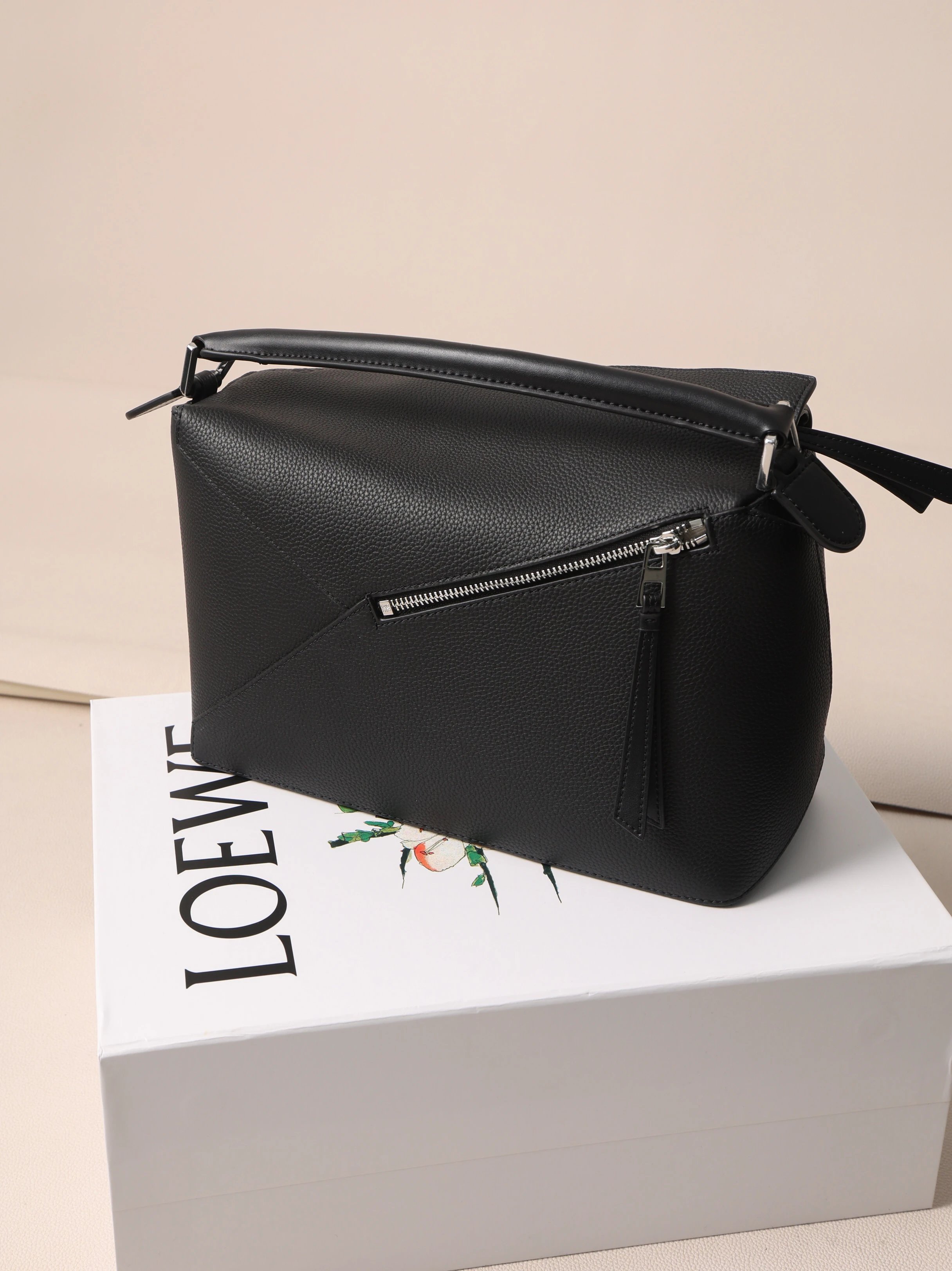 Item ID 8494 L0EWE Roewe Classic Buzz Anagram Leather Embossed Crossbody Bag Detach