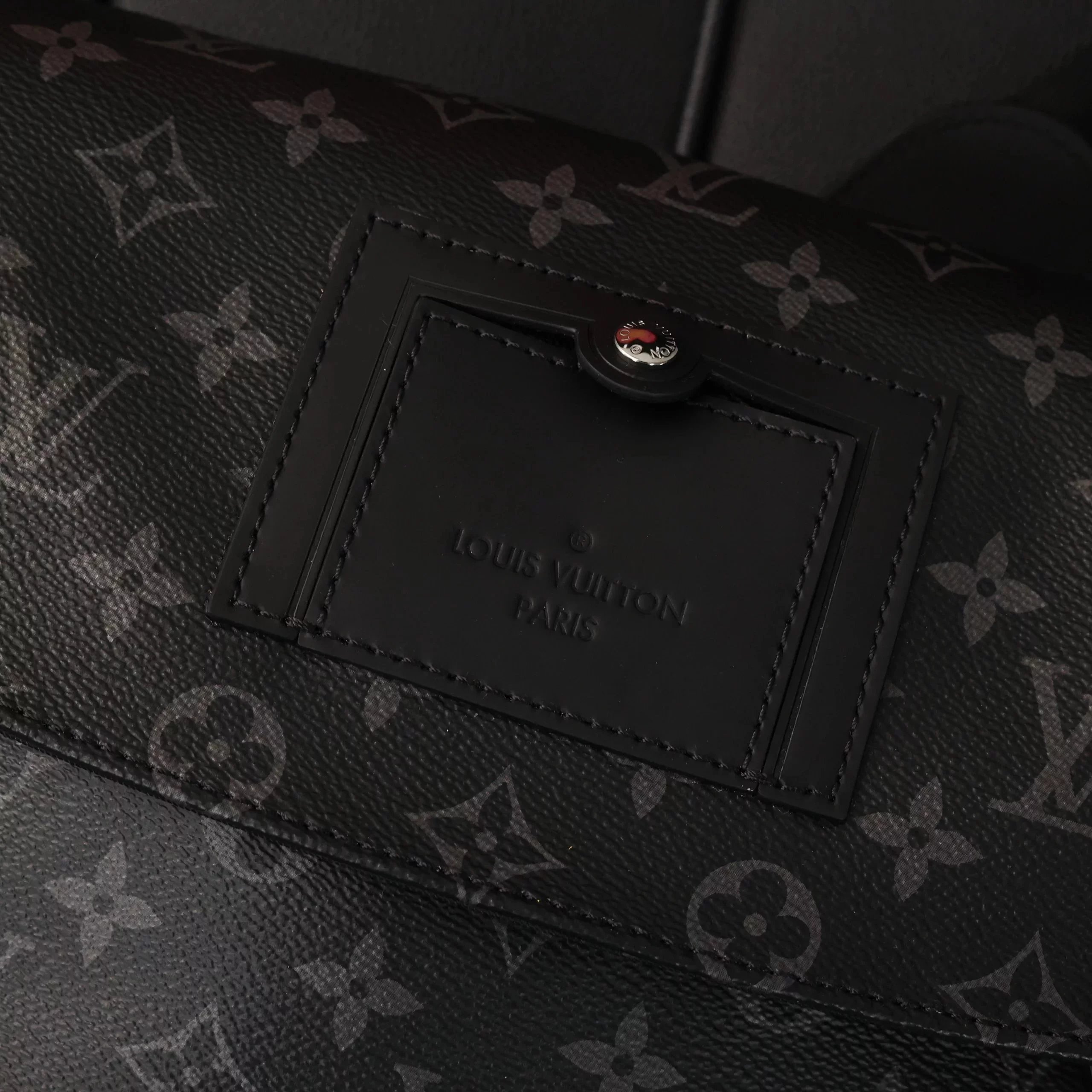 Item ID 8519 “ Customized four sets of brand new hardware 、 Extra large capacity ”