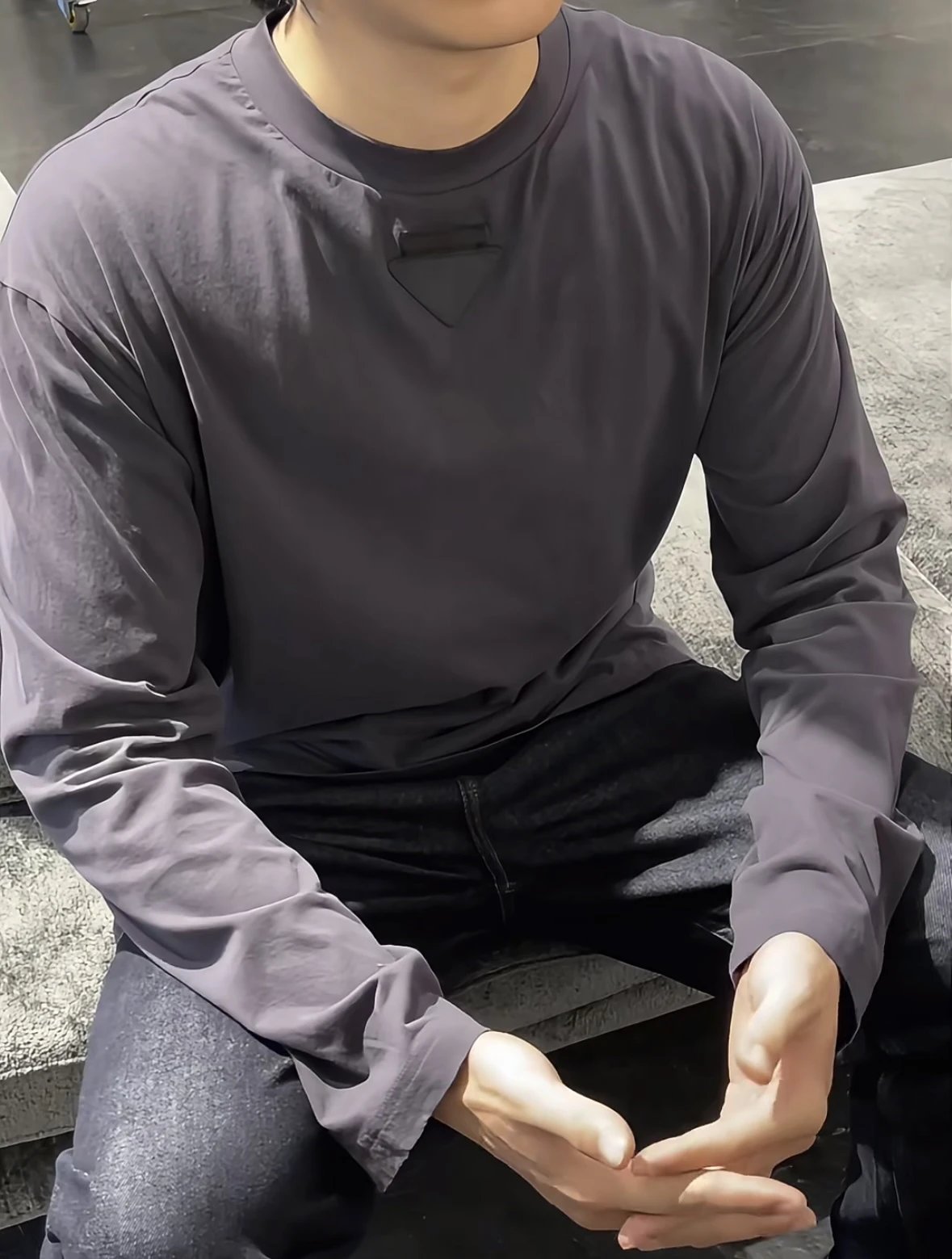 Item ID 8189 PRD Round neck long sleeves cotton “ Exclusive dyed fabrics ” triangle