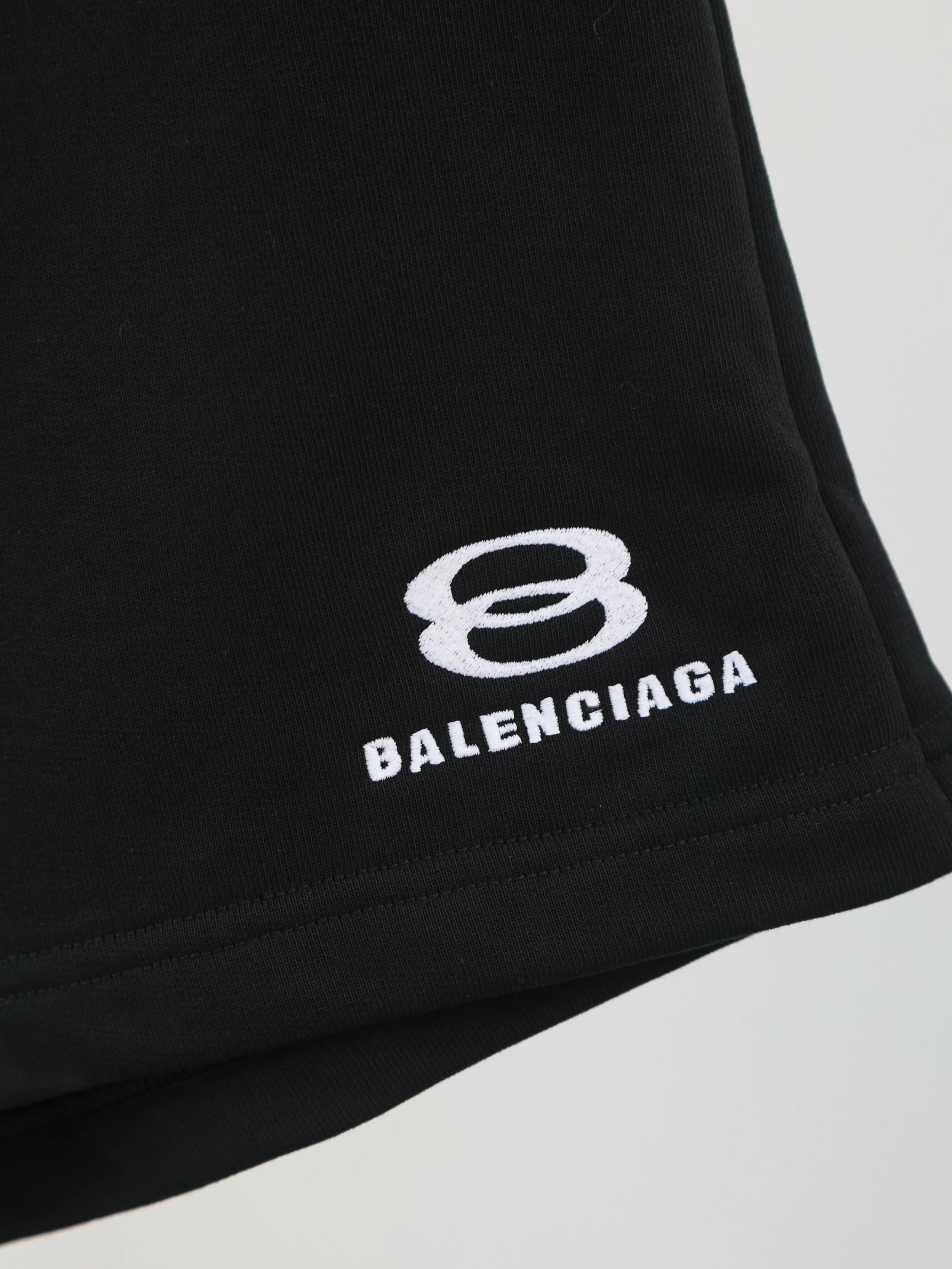 Item ID 8227 Balenci@ga- Paris 2024 SS New Product - Double Loop Embroidered Logo S