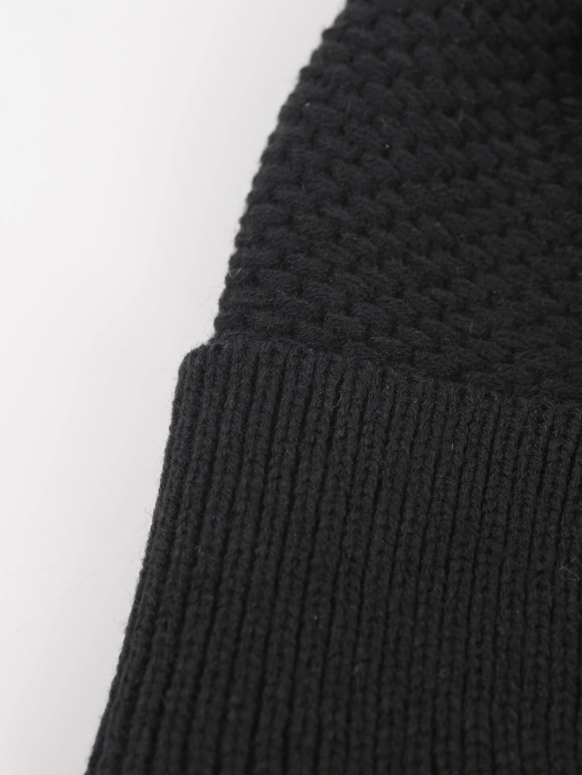 Item ID 8418 Xiaoxiang Embroidered Logo Knitted _Wool and Cashmere Blended_ Woolen