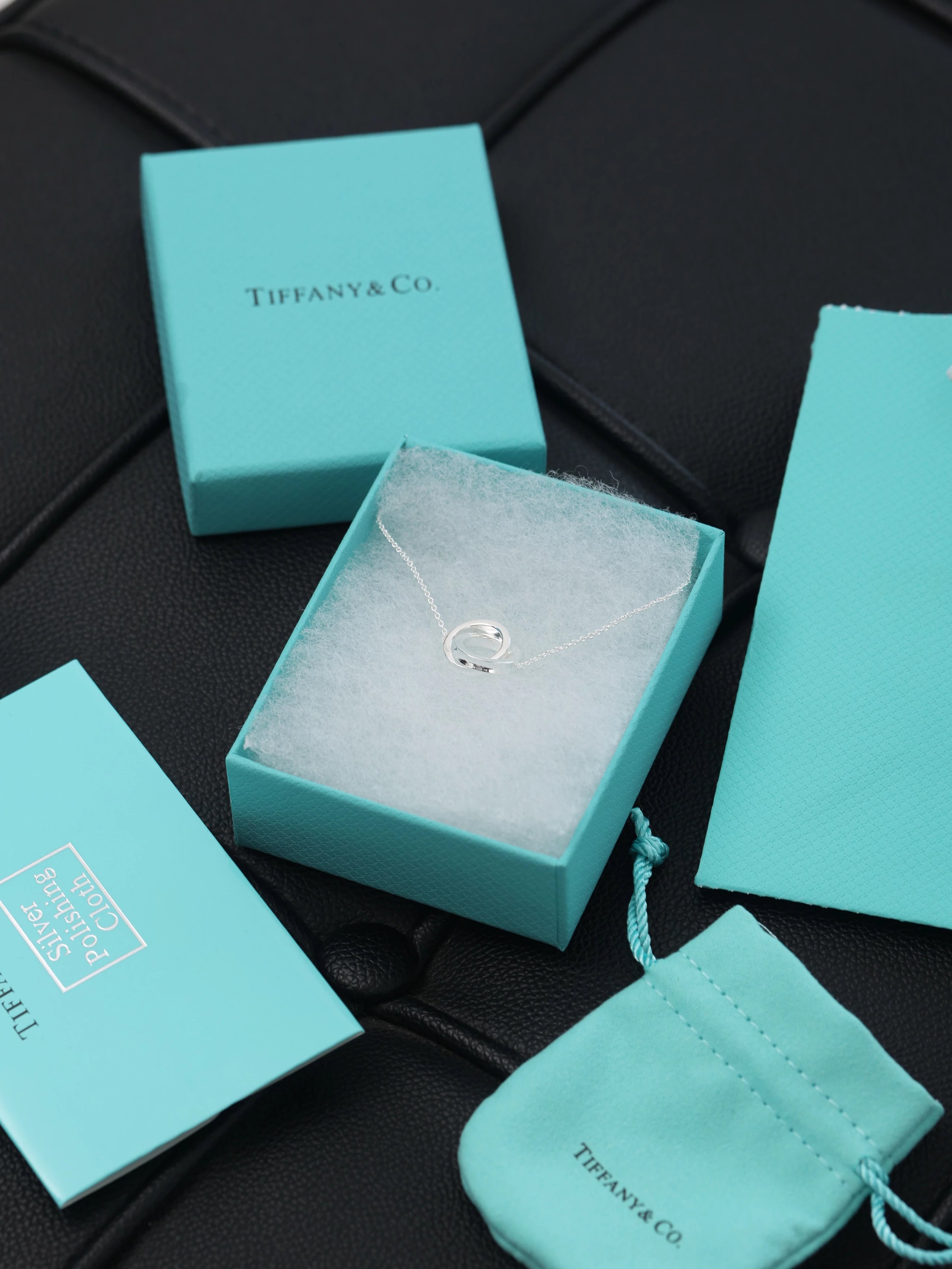 Item ID 8383 T1ffany- Tiffany -1837 Classic double hoop necklace - Ring Lariat Ster