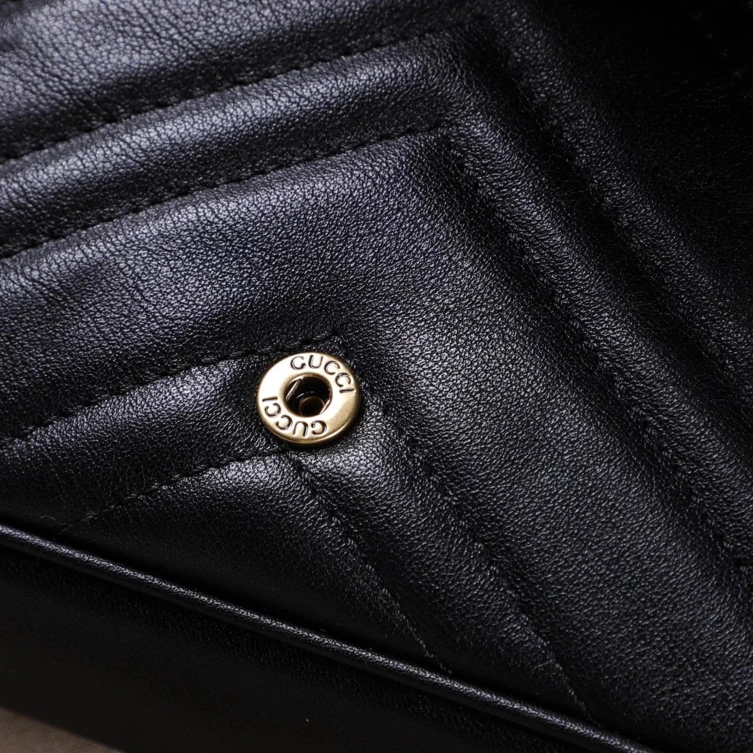 Item ID 8479 GUC- Hot stamping pair Glogo- classic retro mini shoulder bag crossbod