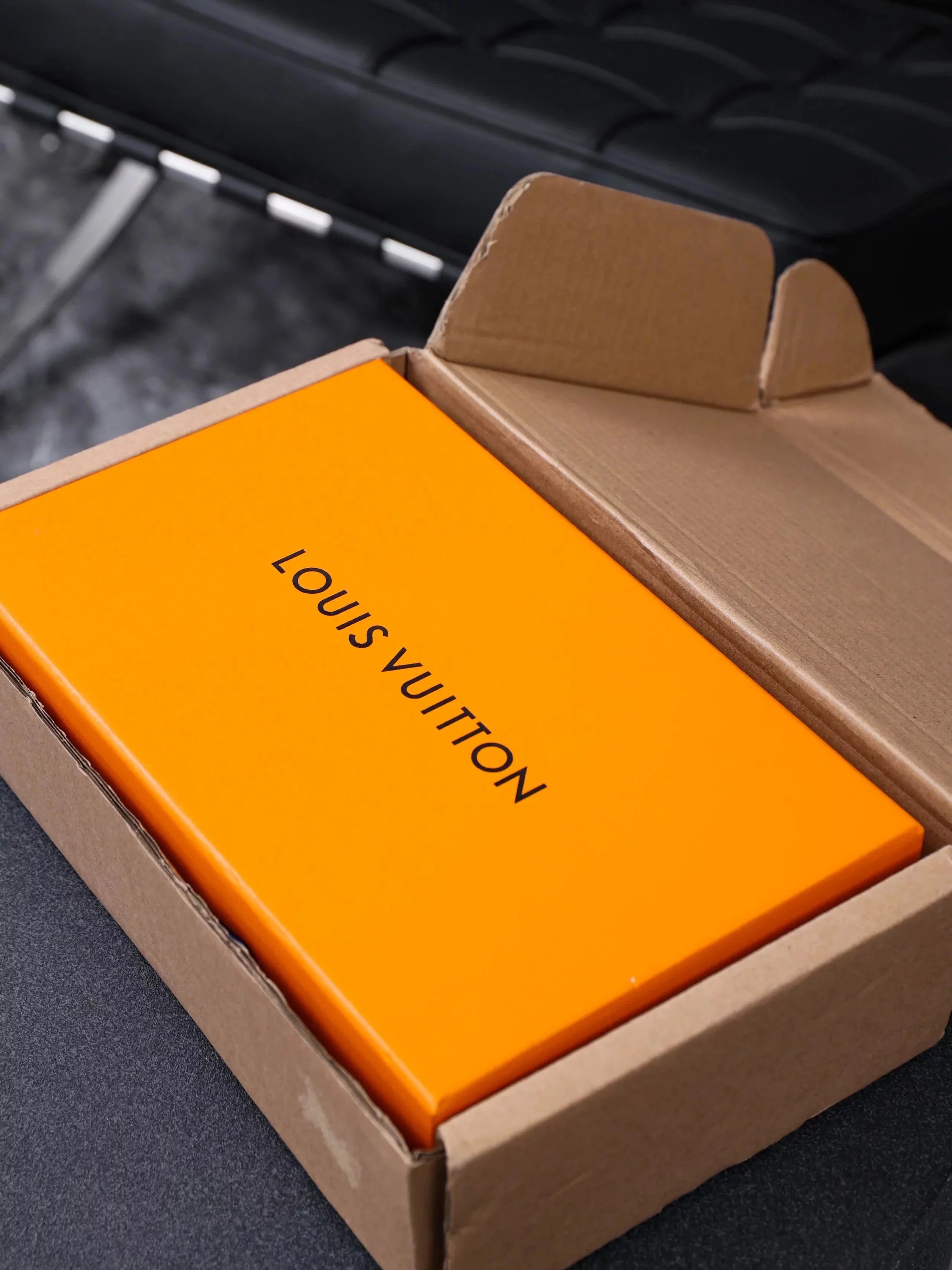 Item ID 8431 Advanced Customization - Wallet On Main IV Handbag - Underarm Bag - Ch