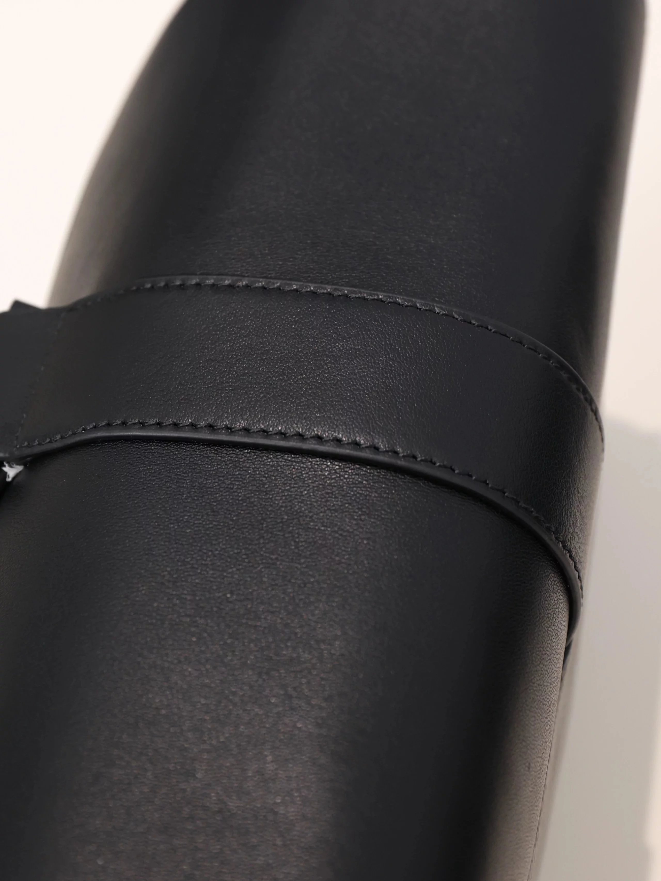 Item ID 8472 DIOR-Dio-2023 New Edition - Diamond CD Navy Blue - Diamond Pattern - C