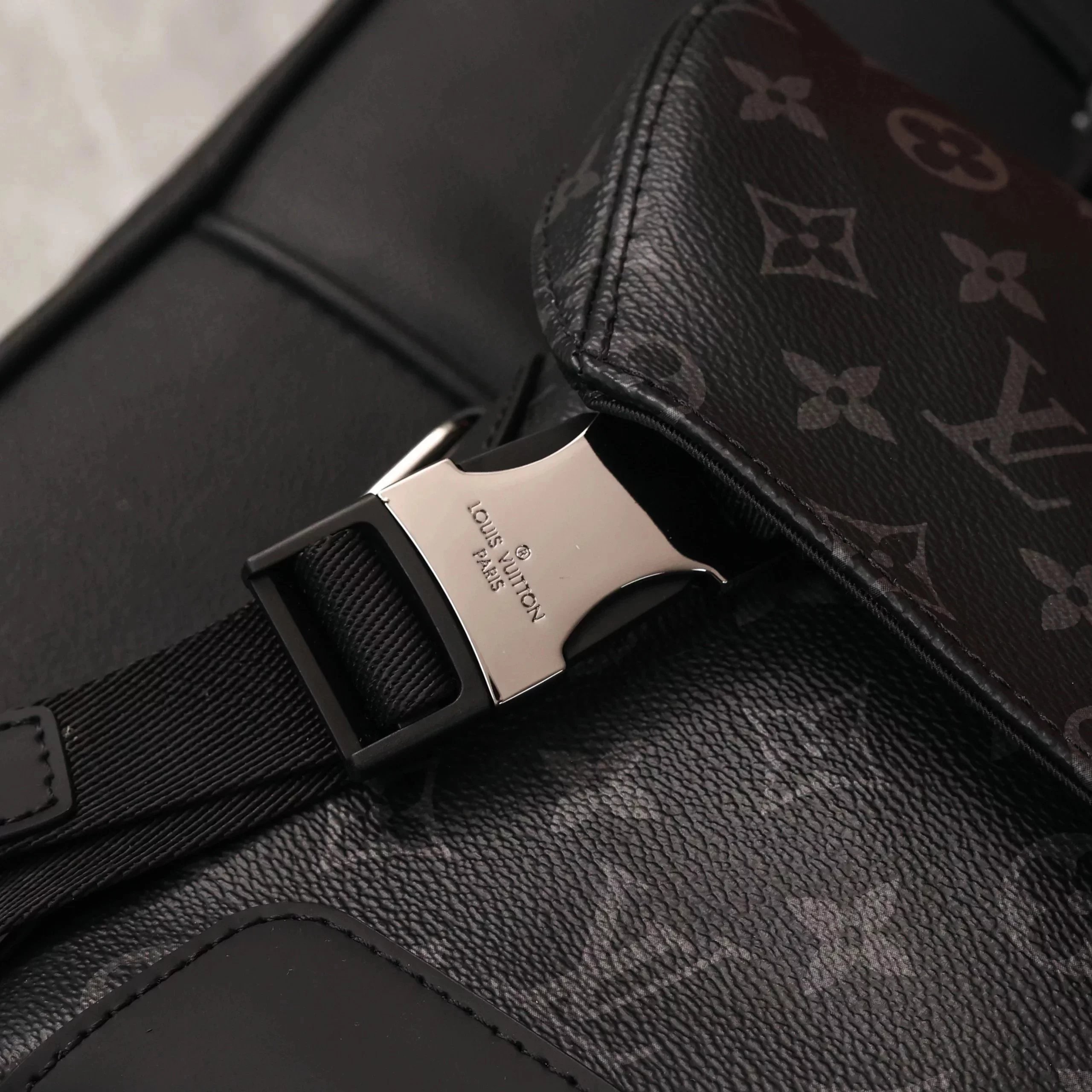 Item ID 8519 “ Customized four sets of brand new hardware 、 Extra large capacity ”