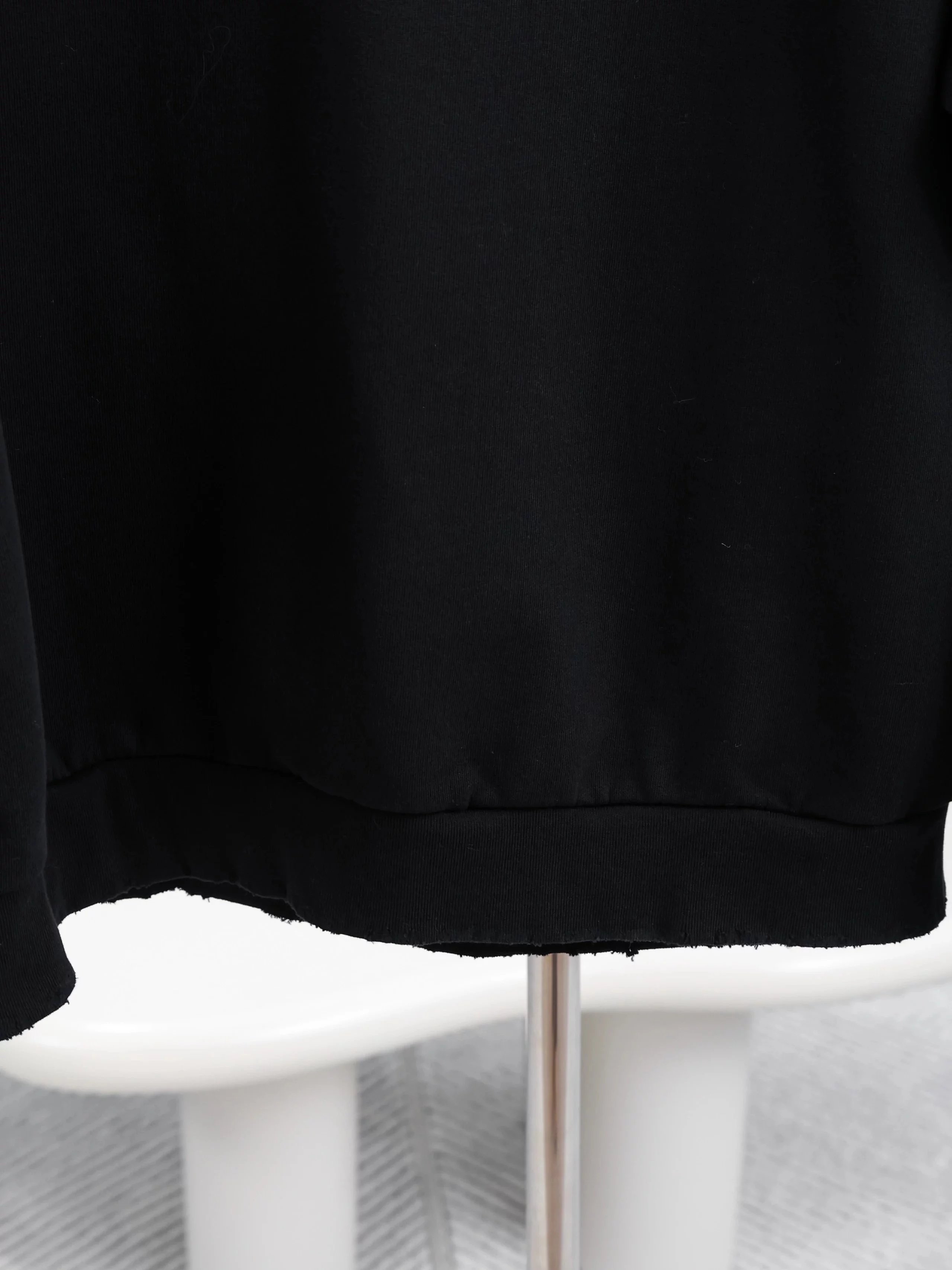 Item ID 8073 Balenci@ga- Paris -2023ss- Back neck lettering logo- crew neck sweatsh