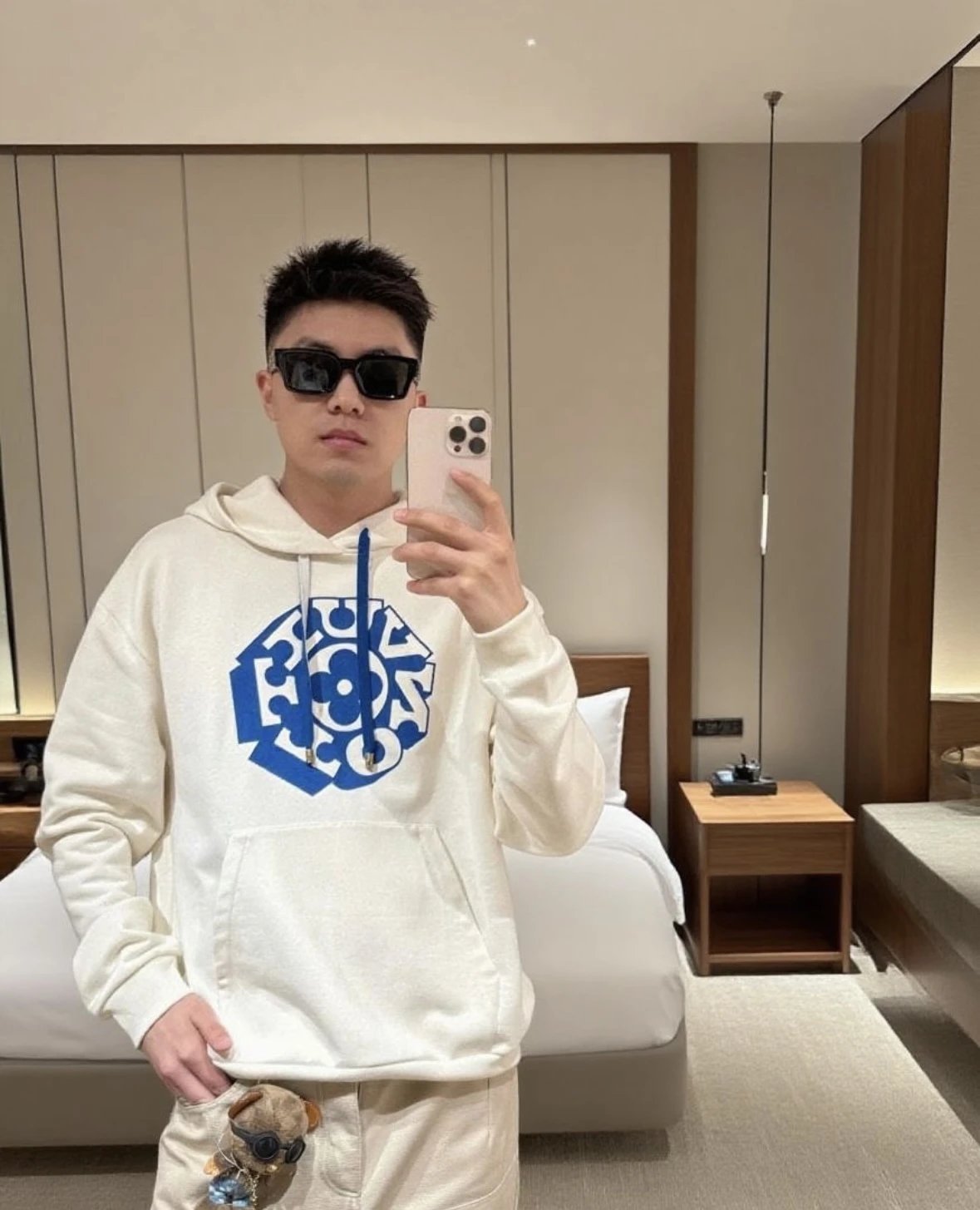 Item ID 8150 Nigo Joint model “ Film version ”FW25 letter print sweatshirt - Off-wh