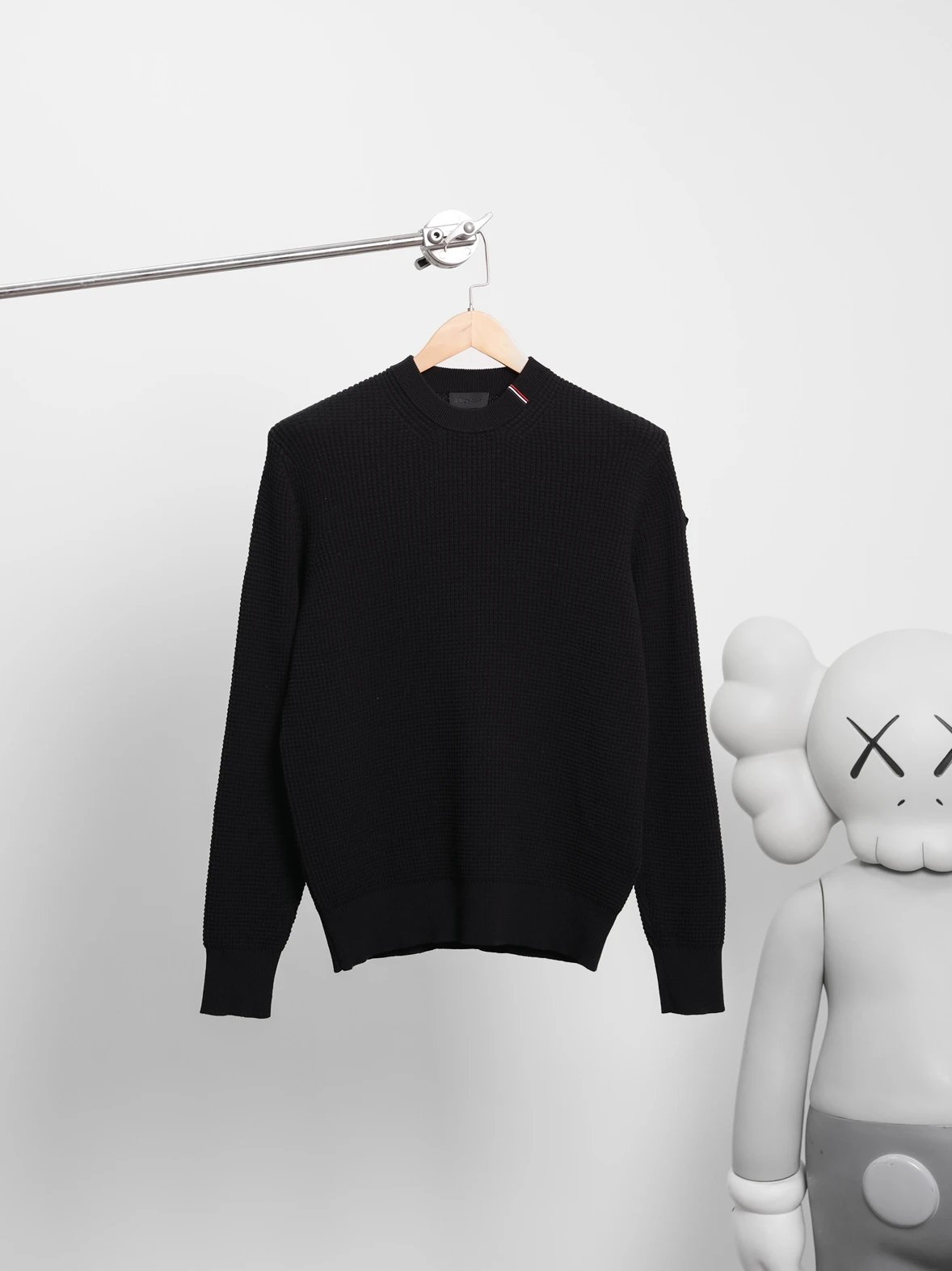 Item ID 8177 CottonSweater _3D Waffle_ Three Color Logo Round Neck Long Sleeve Knit
