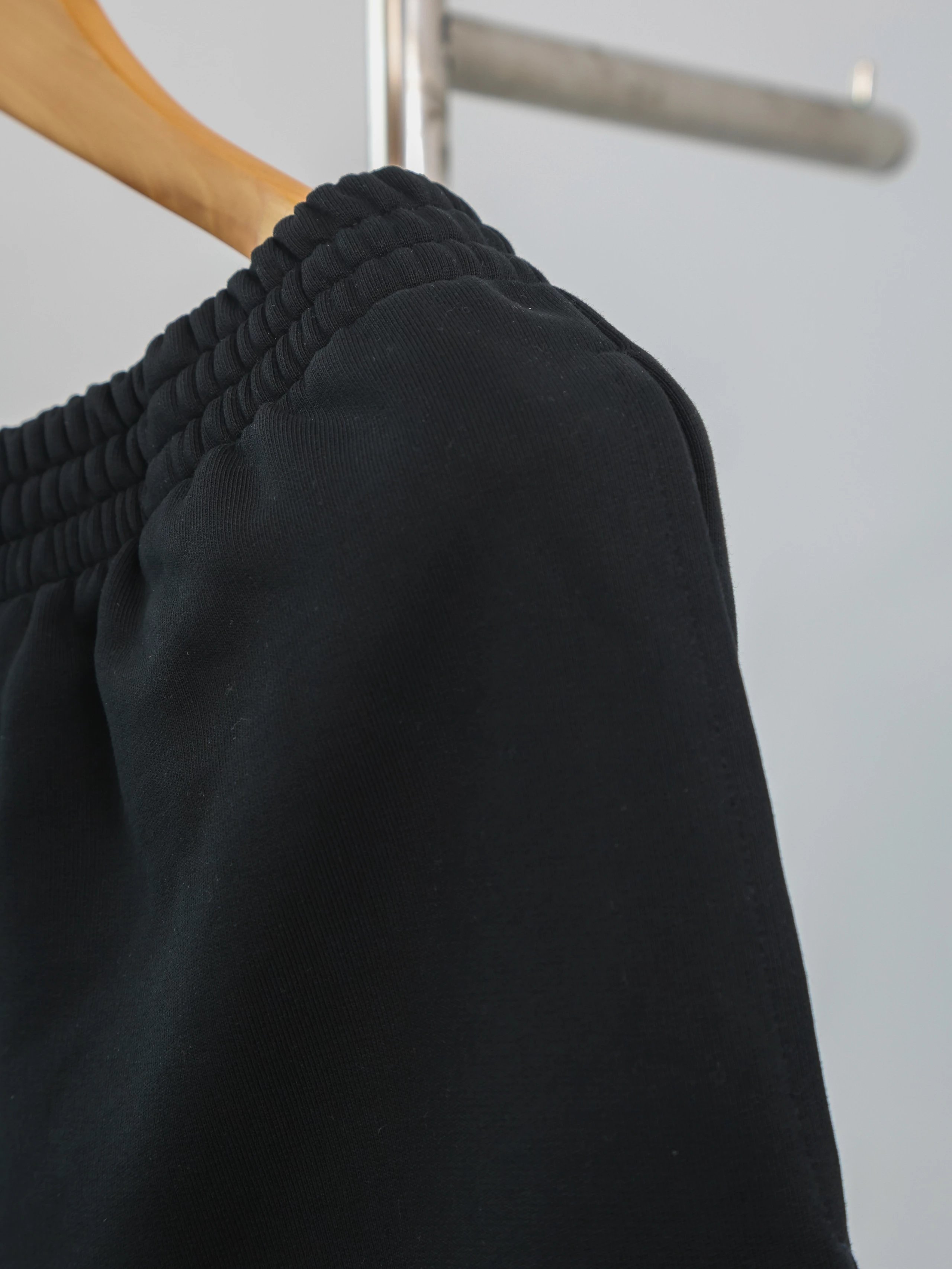 Item ID 8227 Balenci@ga- Paris 2024 SS New Product - Double Loop Embroidered Logo S