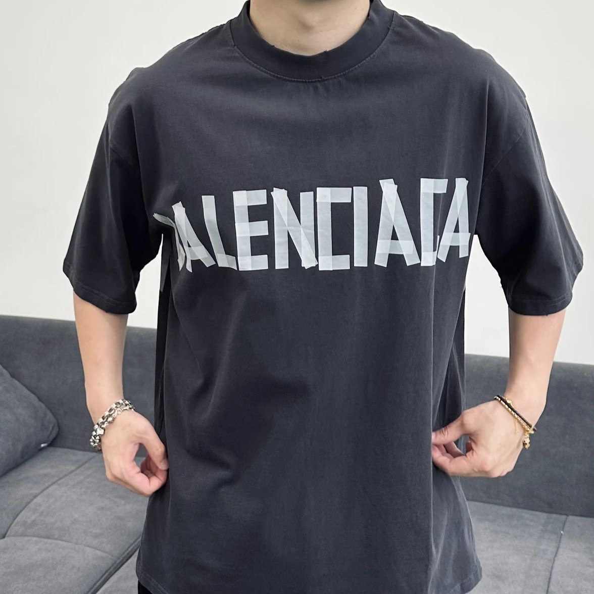 Item ID 8283 Balenc1aga- Paris -2025ss- Textured paper short sleeves - Paris white