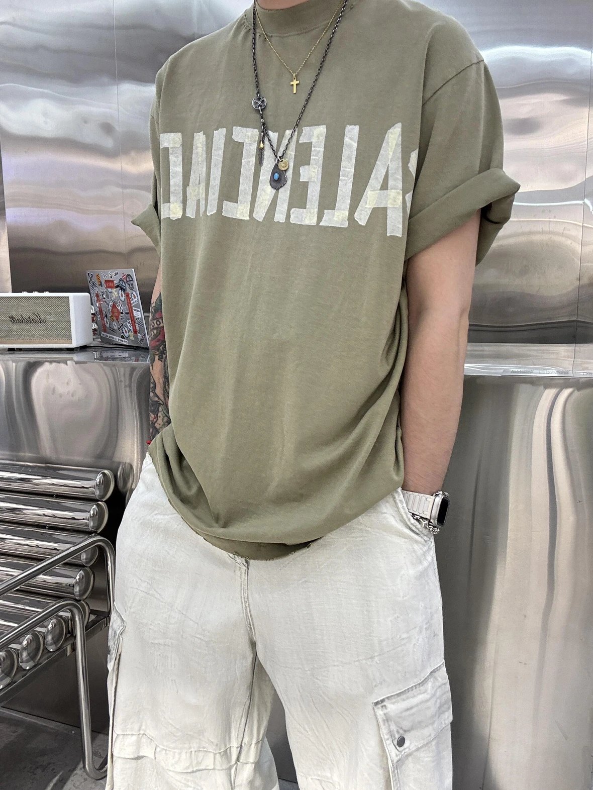 Item ID 8278 Balenc1aga - Paris-2023s - Pattern Paper Series Short Sleeves - Retro