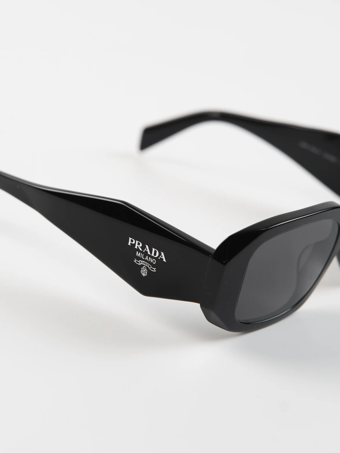 Item ID 8413 PRD solid geometry glasses - Fashionable street style star sunglasses,