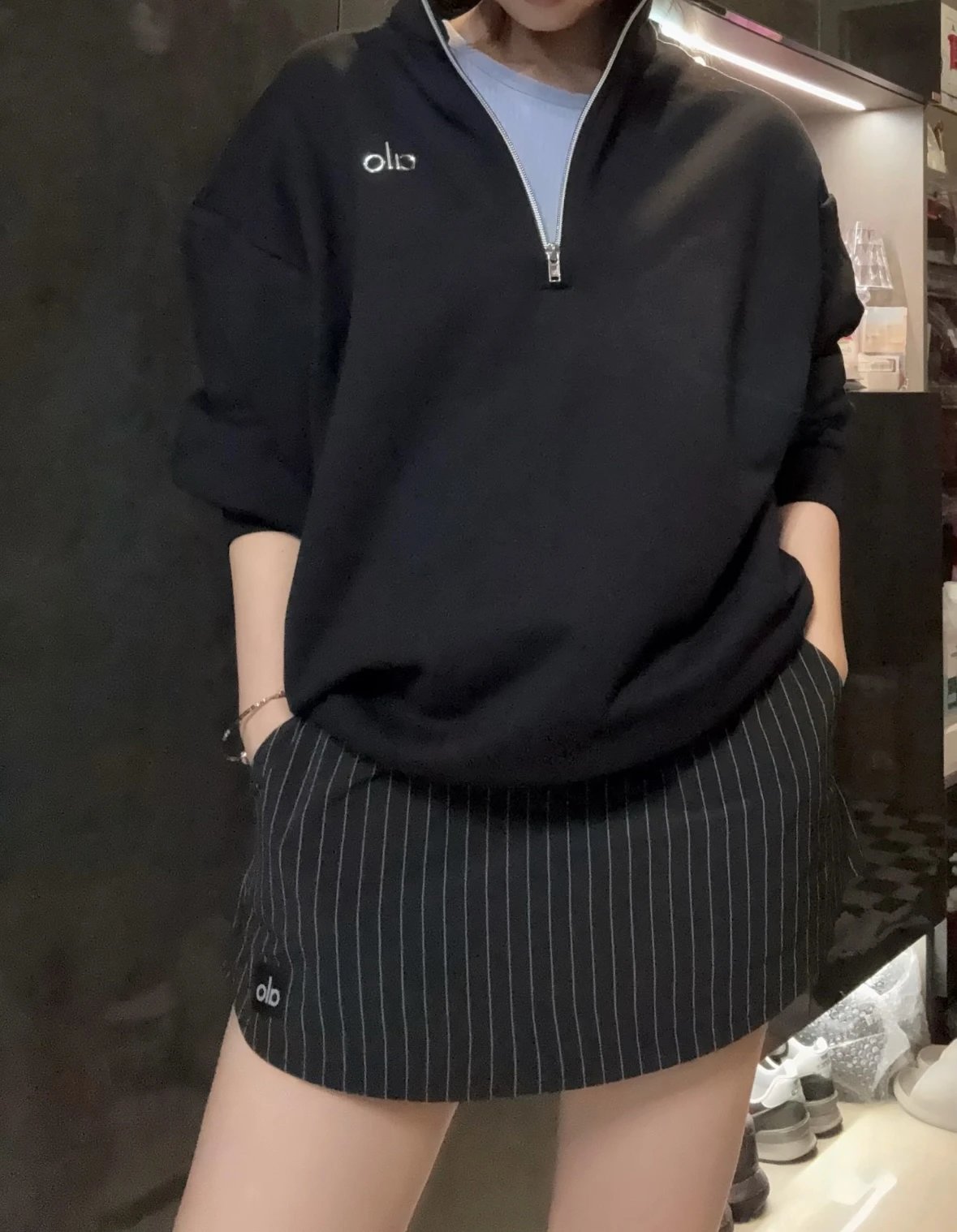 Item ID 8068 aloyoga-Accolade Stand collar solid color “65% cotton ➕35% polyester ”