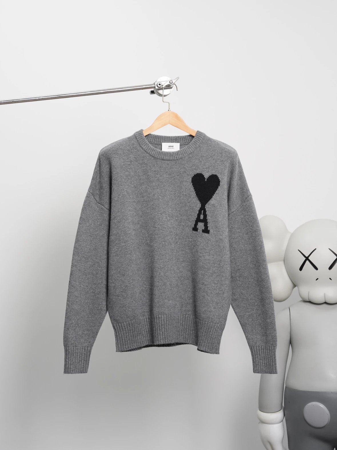 Item ID 8248 AMI Big love black label Logo Wool blend crew neck pullover sweater fo
