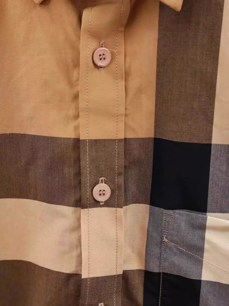 Item ID 8218 BURBERRY- Burberry -23ss- new shirt - large plaid shirt -Vintage long