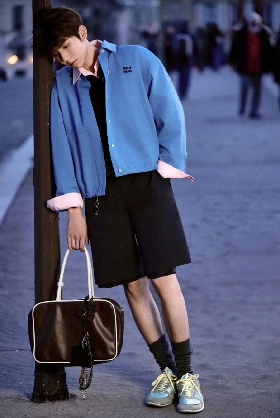 Item ID 8034 M1U-M1U Miu - SS25- _32 piece double stranded silk fabric_ summer coll