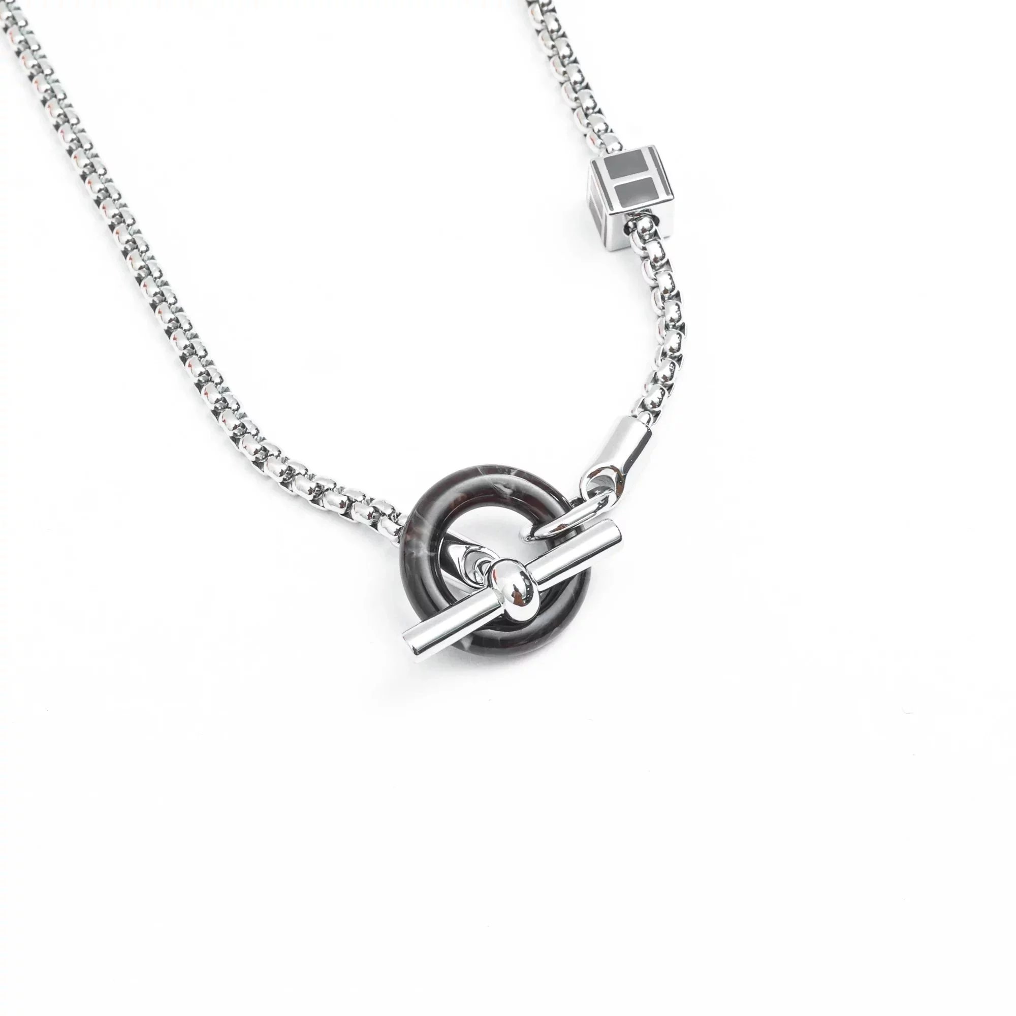 Item ID 8379 Essential for autumn and winter - The first sweater chain - Natural ho