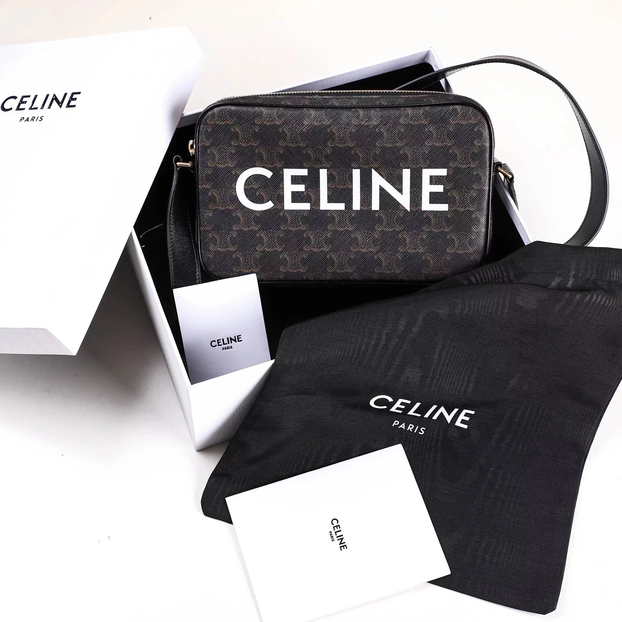 Item ID 8453 Celine- Arc de Triomphe - Classic presbyopic leather - messenger bag -