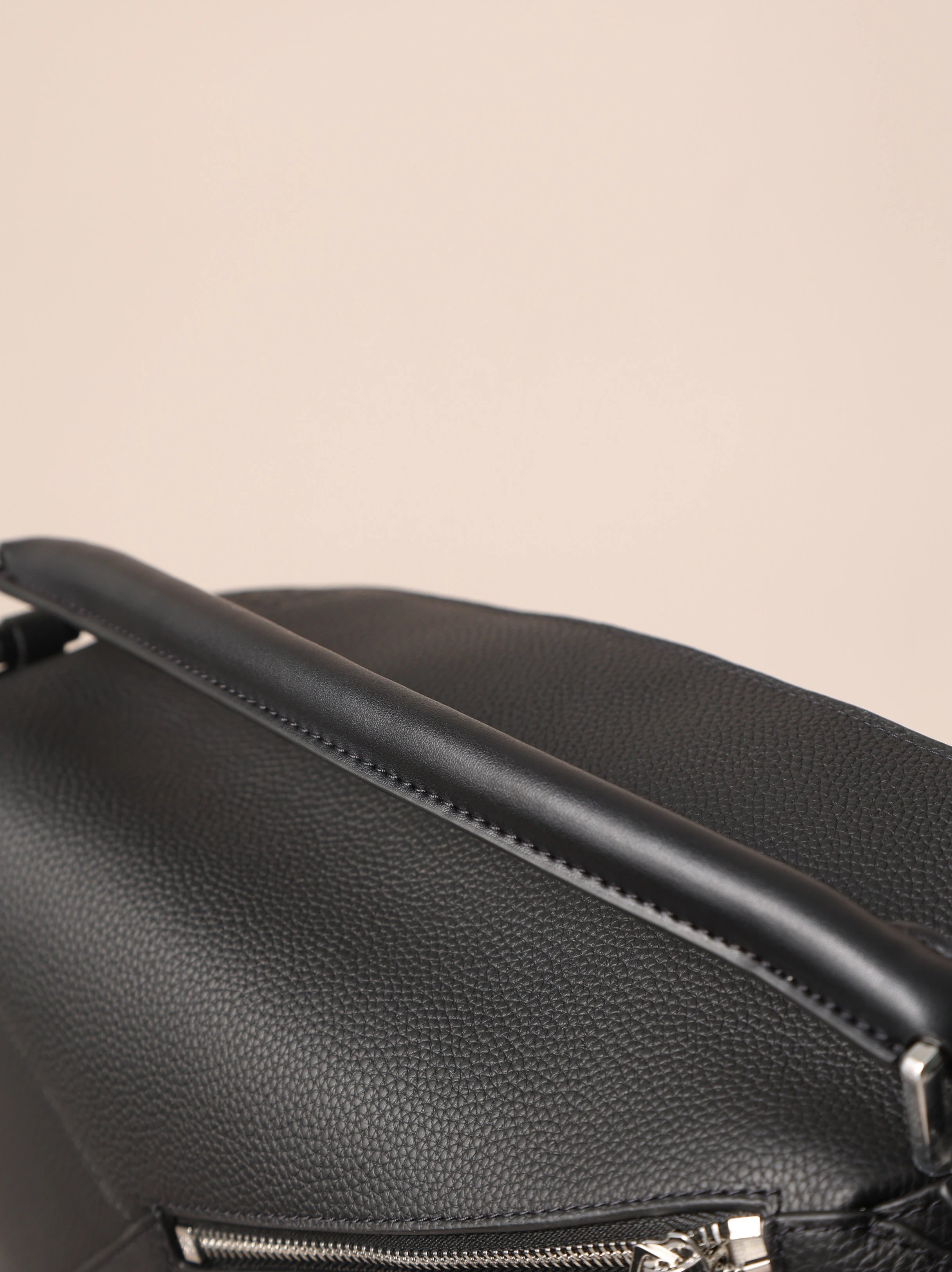 Item ID 8494 L0EWE Roewe Classic Buzz Anagram Leather Embossed Crossbody Bag Detach