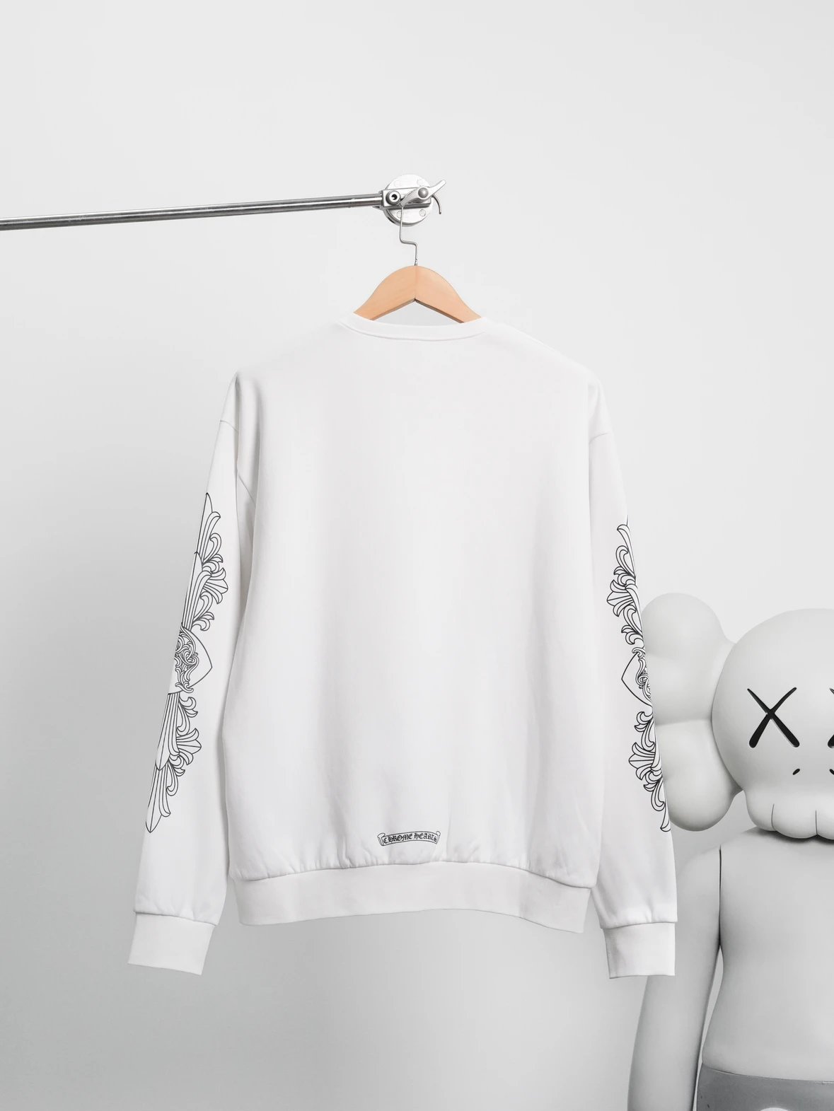 Item ID 8077 CH series “ Velvet lining ” Love vine printed round neck pullover long