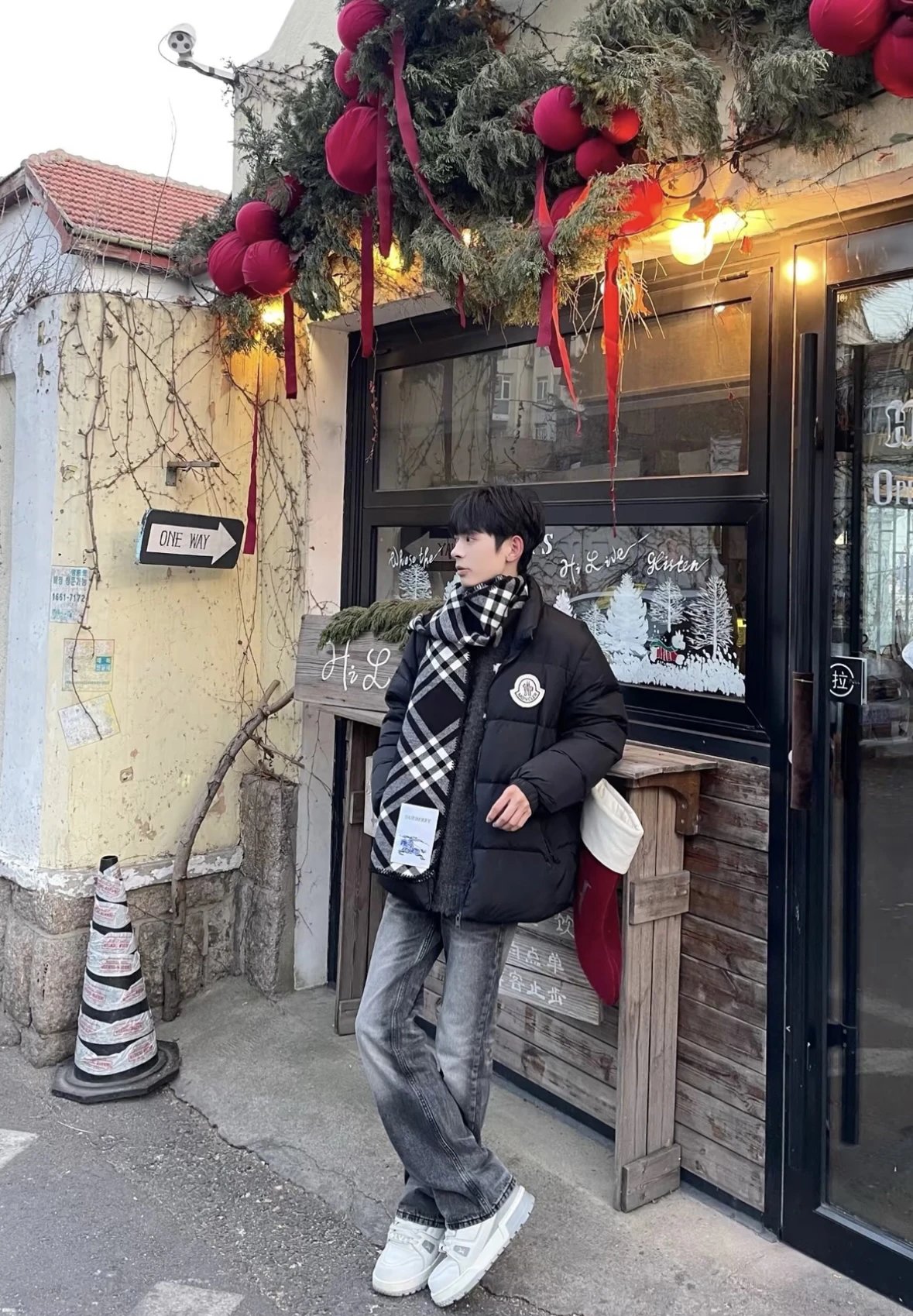 Item ID 8094 -Citala Series - _90 White Goose Down_ - Fort Down Jacket - Logo Patch