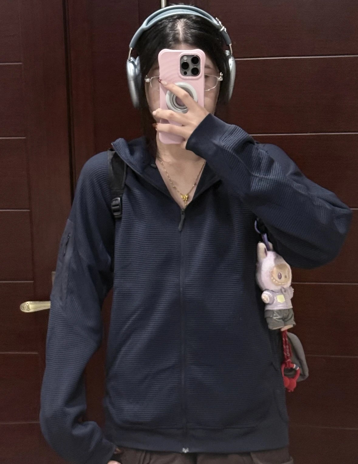 Item ID 8051 Olera- Two colors - waffle embroidery logo Windproof, breathable, warm