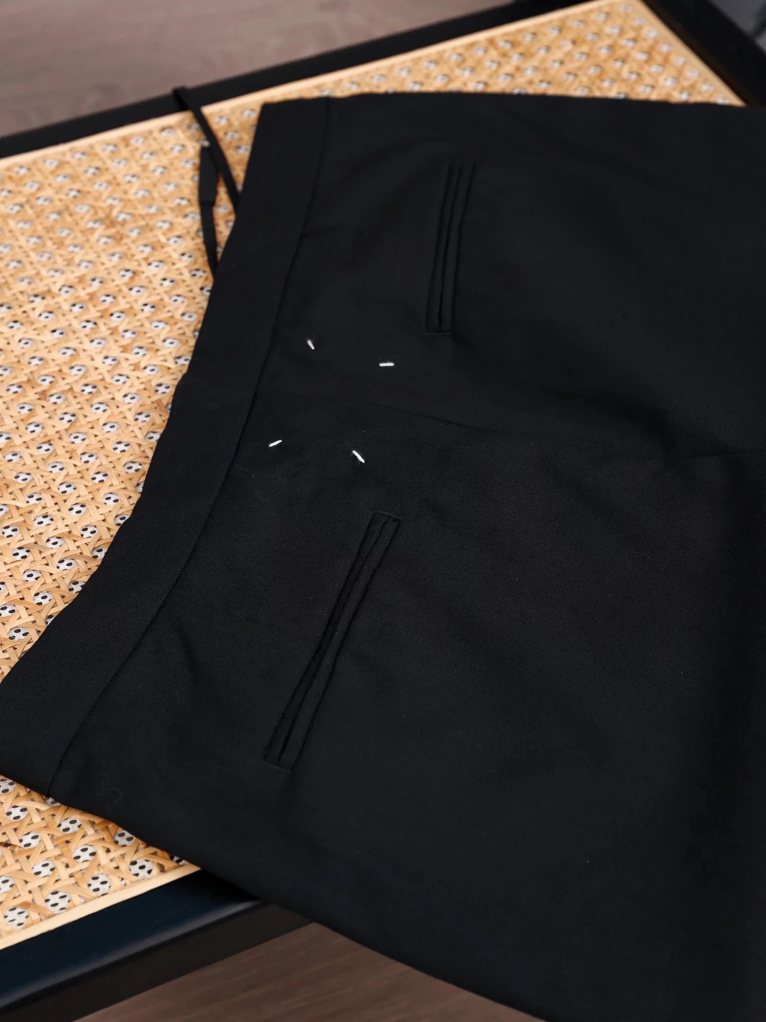 Item ID 8354 Maison-Margiela-2023ss- margiela drawstring trousers -100% wool fabric