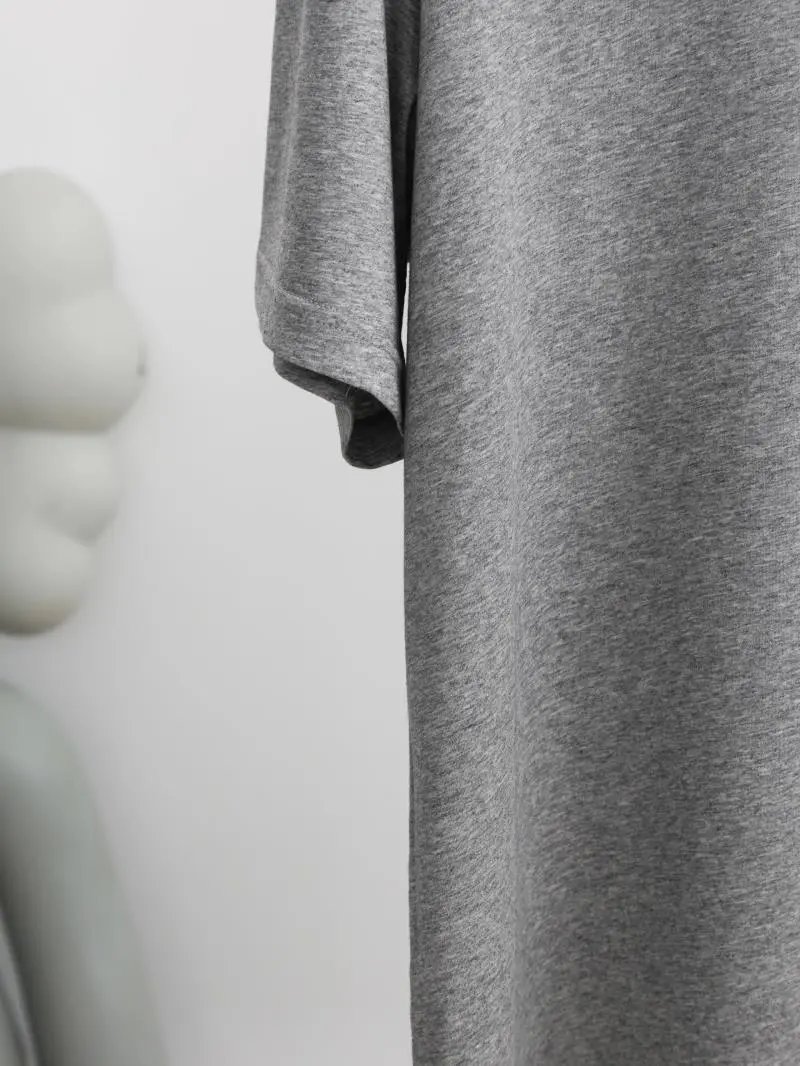 Item ID 8327 Miumiu- Miu Miu -2023ss- patch Logo short sleeves - flower gray - Ultr