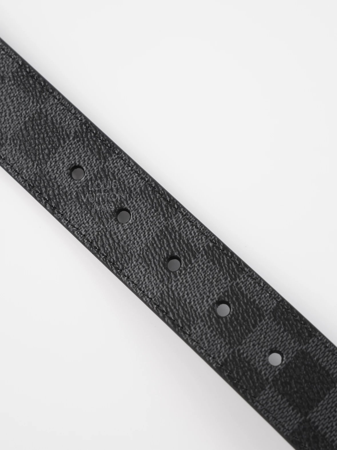 Item ID 8391 Advanced Customization - Logo Letter Engraving - Checkerboard Needle B