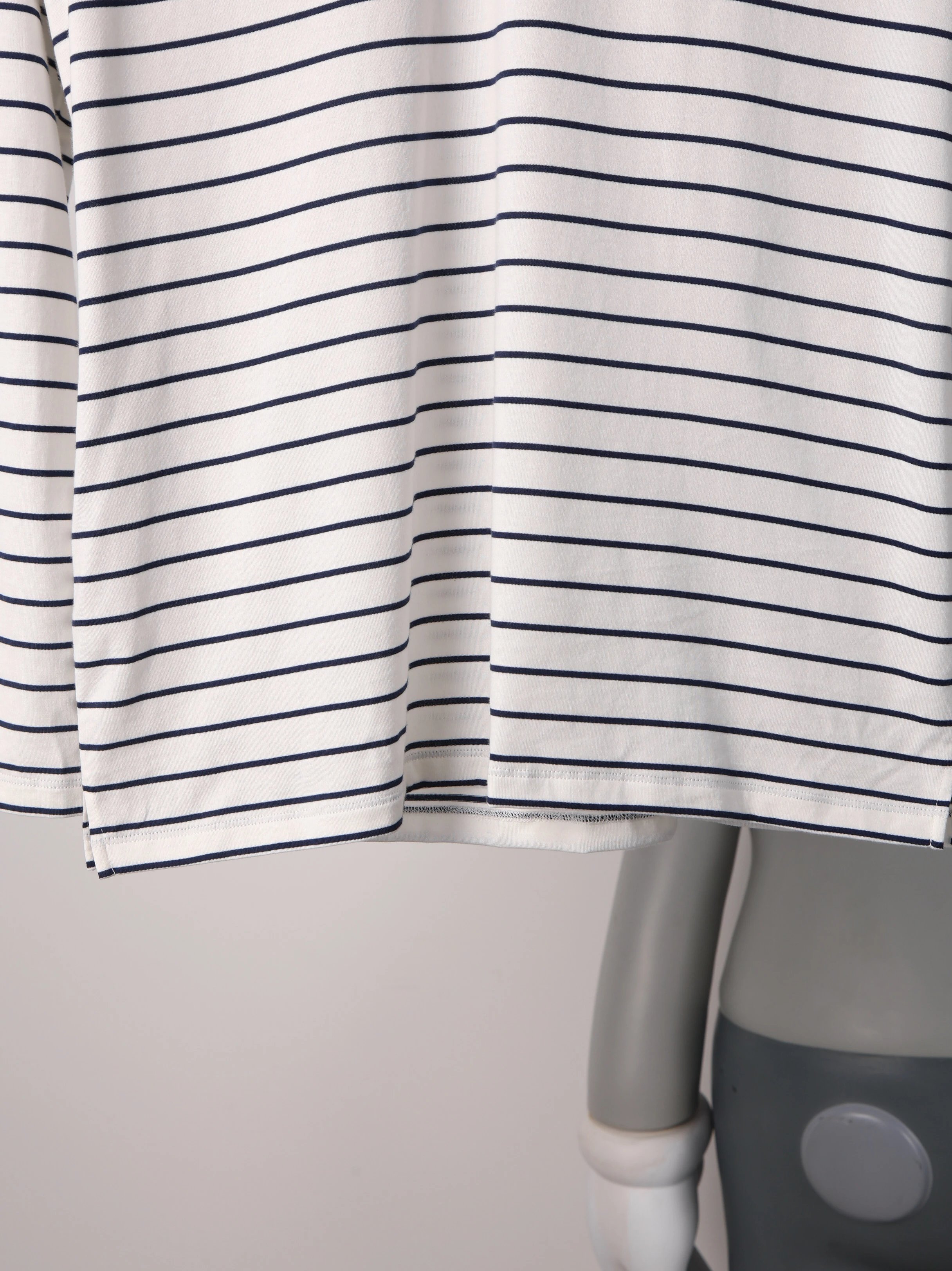 Item ID 8186 M1uM1u- Miu Miu -2024ss- black and white stripes polo shirt - Chest le