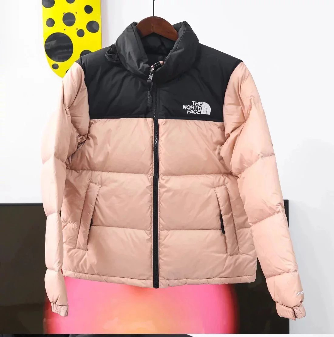 Item ID 8097 90% Down - Correct 85% Goose Down - Poison Home Magic Buckle+Hexagonal