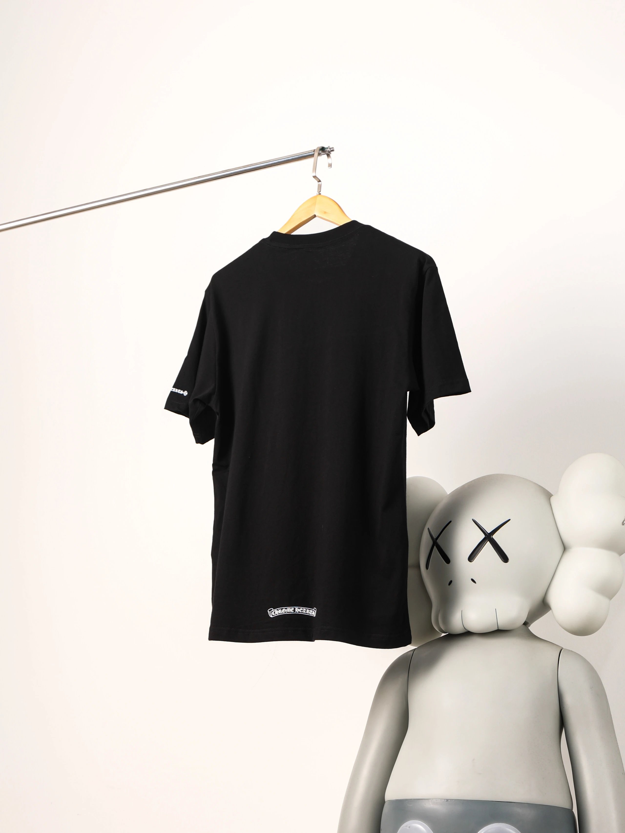 Item ID 8305 Chrome-Hearts- Crow heart -2025ss- Sanskrit letter printed short sleev