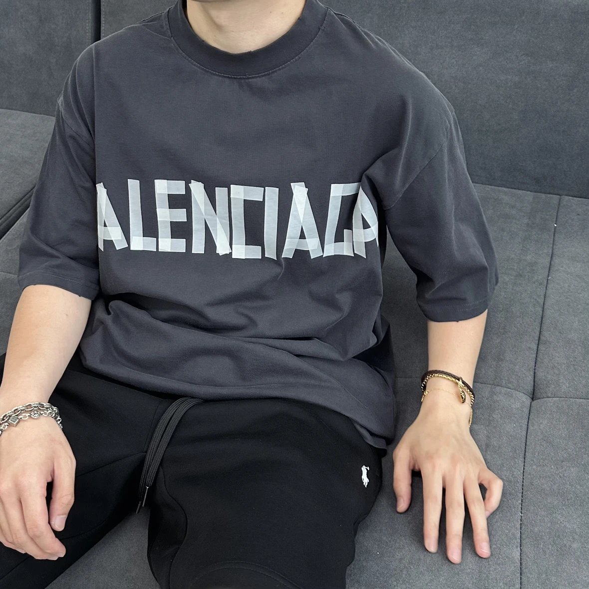 Item ID 8283 Balenc1aga- Paris -2025ss- Textured paper short sleeves - Paris white