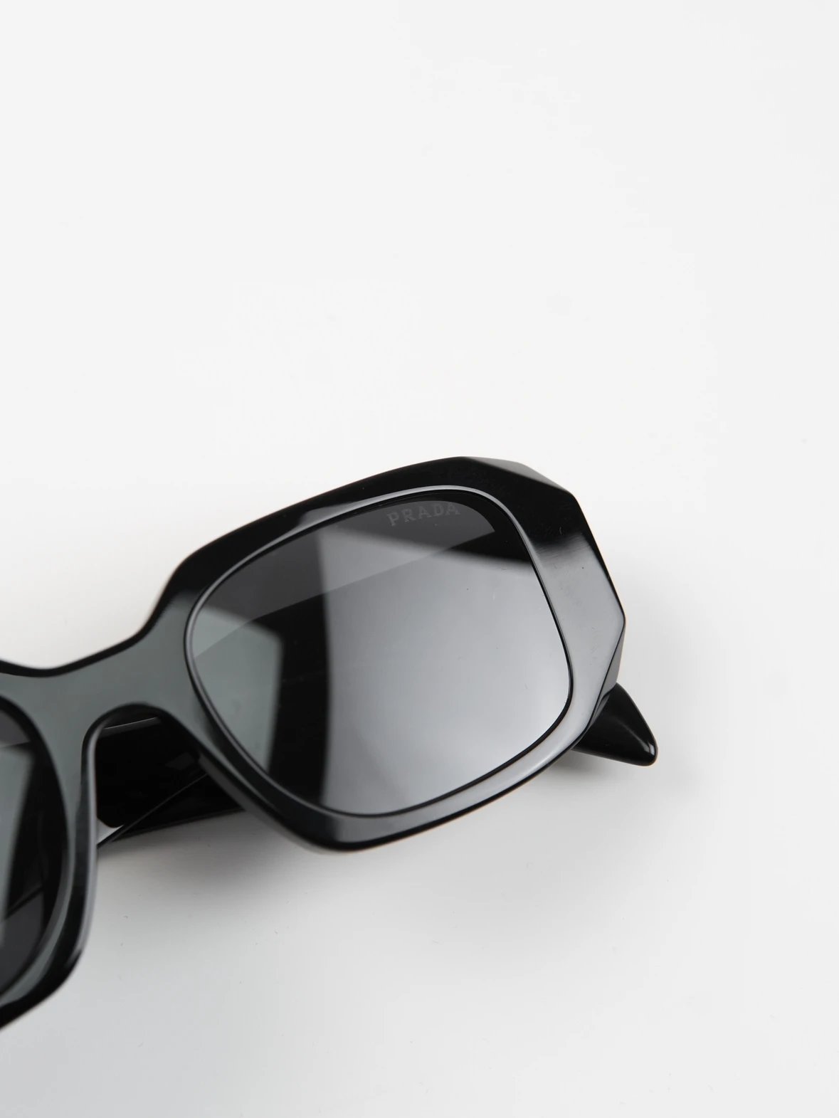 Item ID 8413 PRD solid geometry glasses - Fashionable street style star sunglasses,