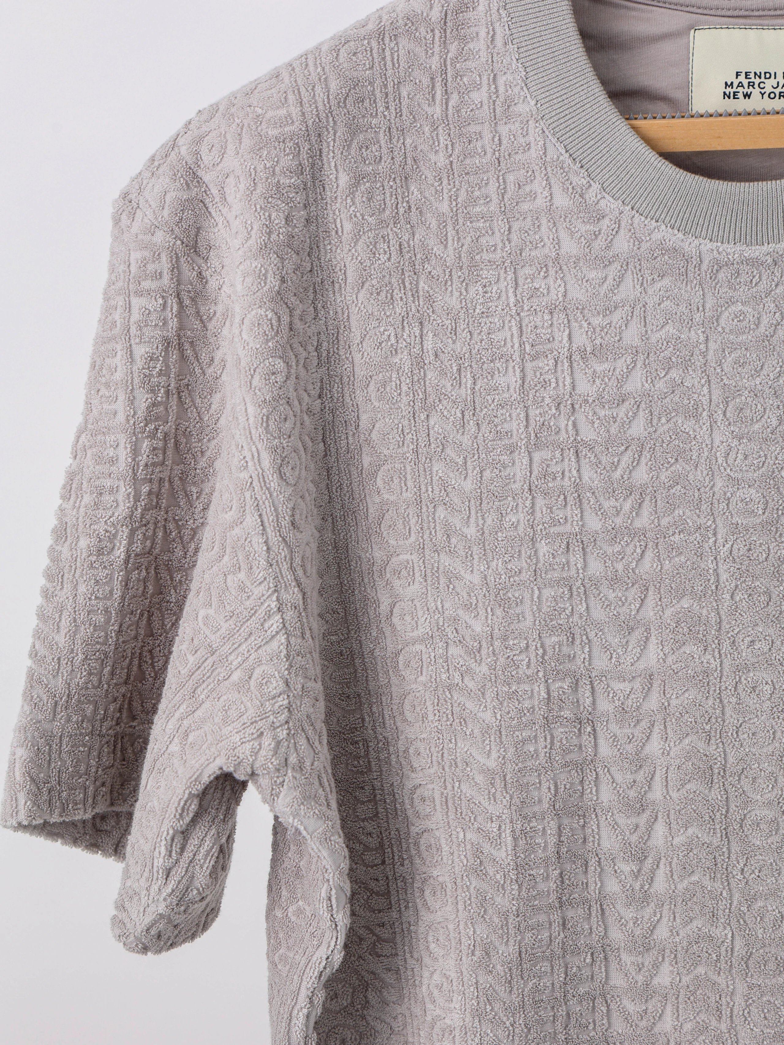 Item ID 8311 Fend1- Fendi -2023ss- Allover printed jacquard terry short sleeves -10