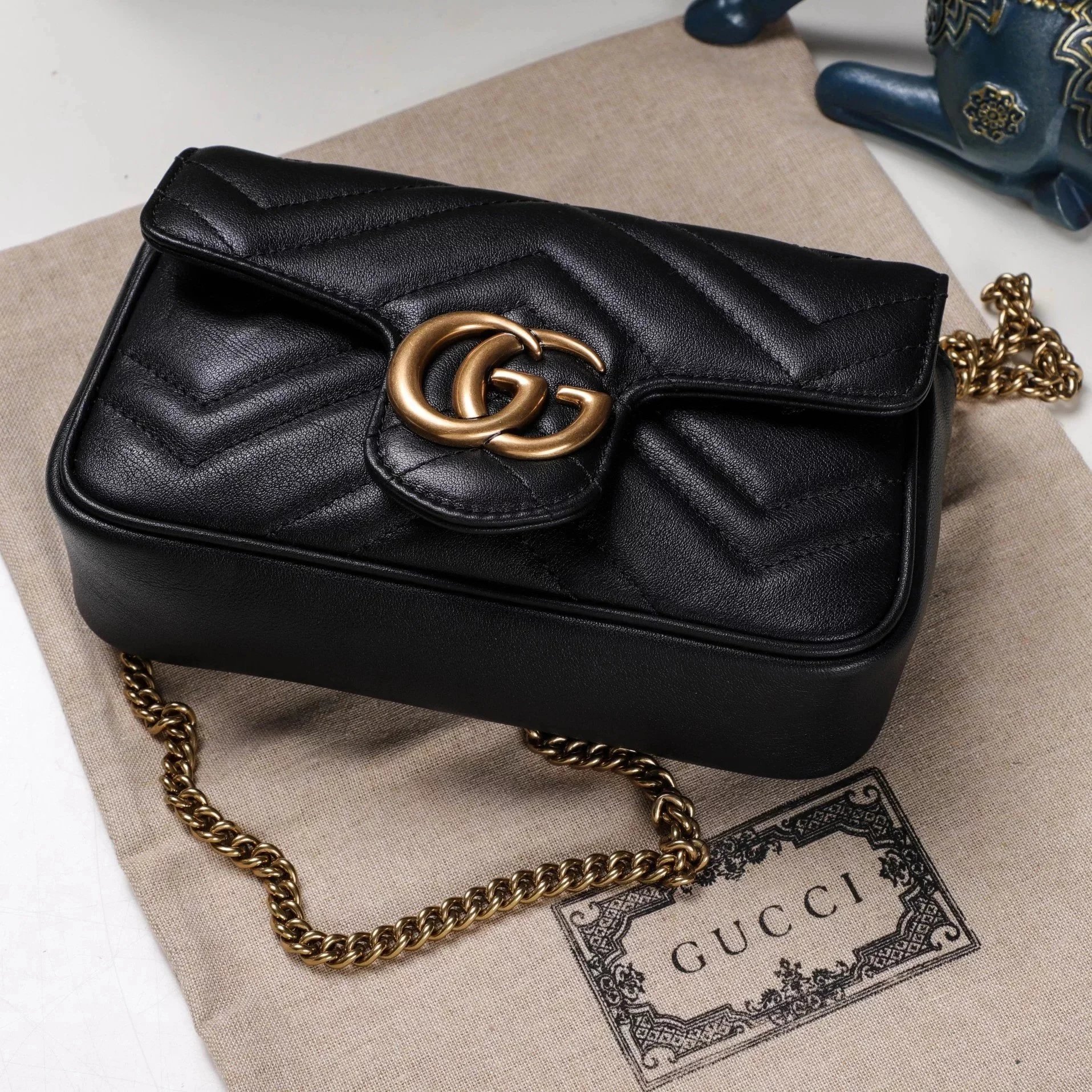 Item ID 8479 GUC- Hot stamping pair Glogo- classic retro mini shoulder bag crossbod