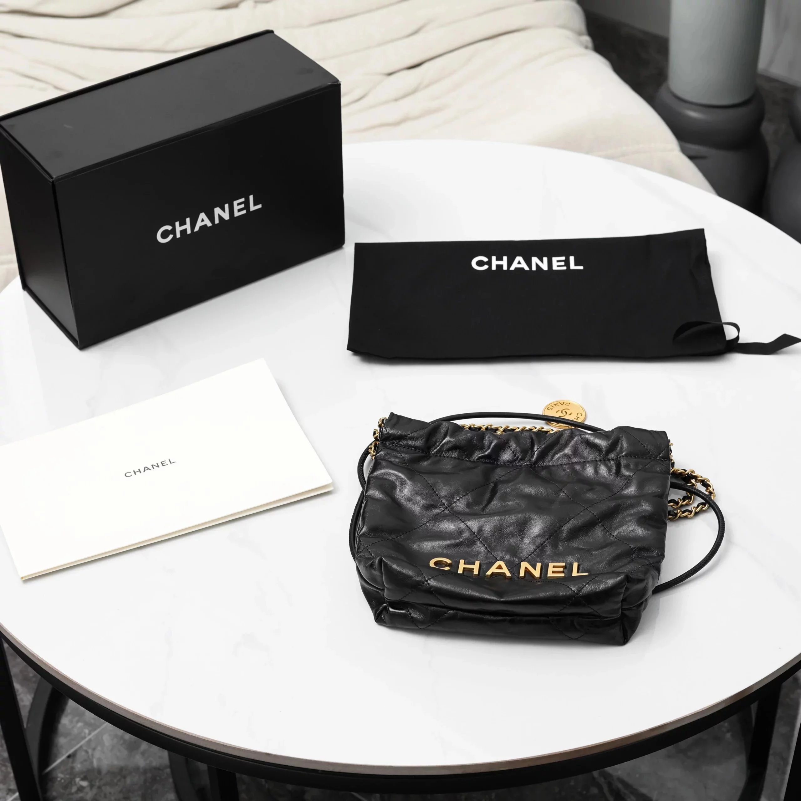 Item ID 8496 luxury garbage bag -CHANE1- Medieval luxury goods - Chanel -Vintage- s