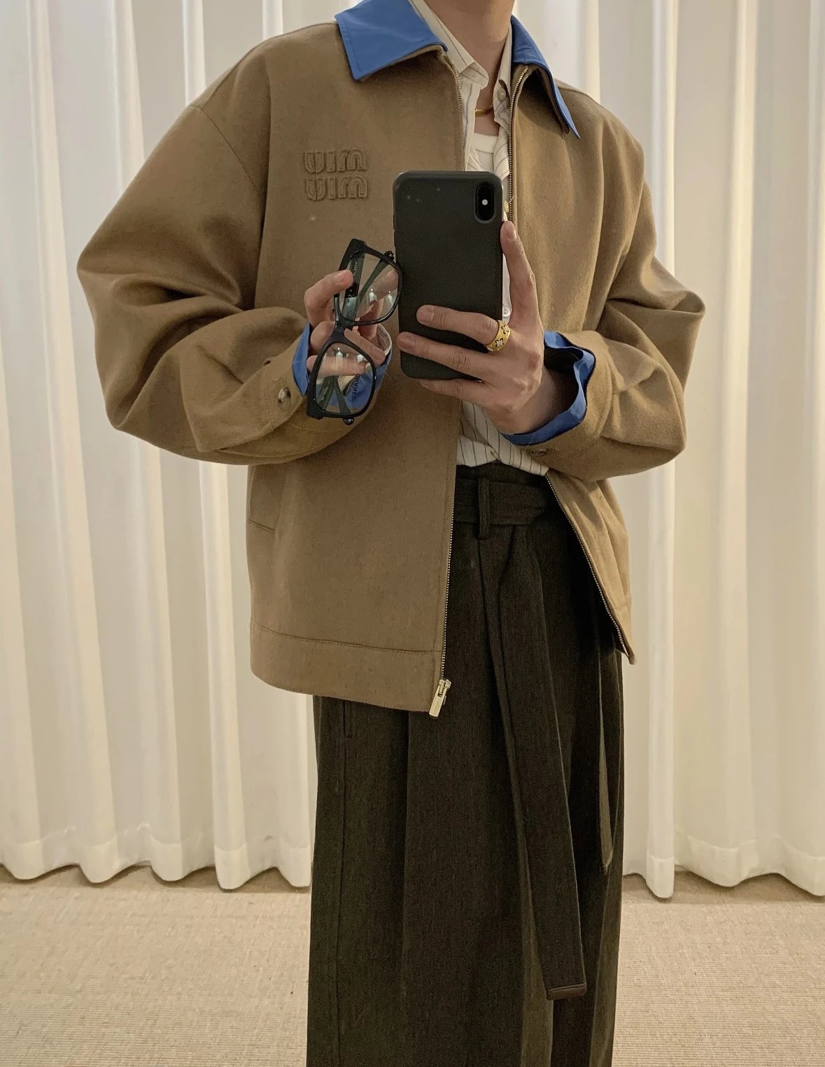 Item ID 8038 M1UM1U Miu Miu _silk lining_ _camel hair mixed yarn_ zipper opening an