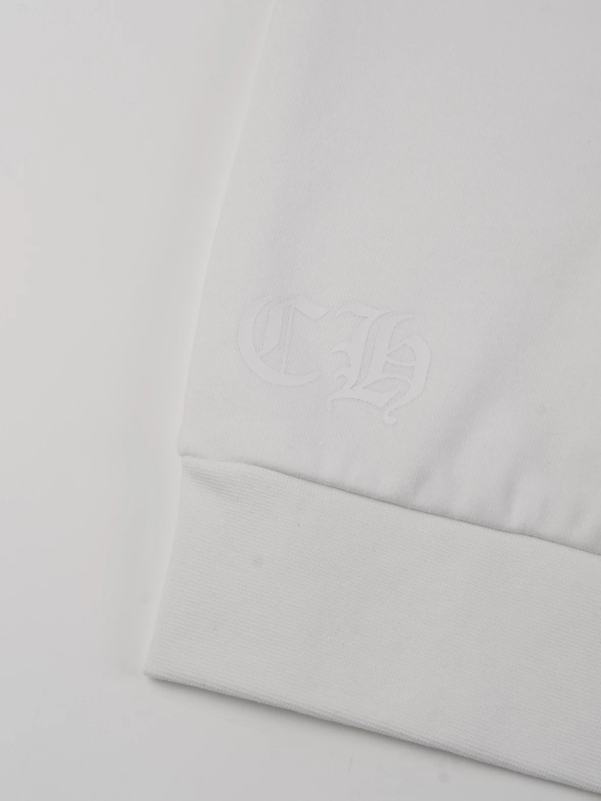 Item ID 8077 CH series “ Velvet lining ” Love vine printed round neck pullover long