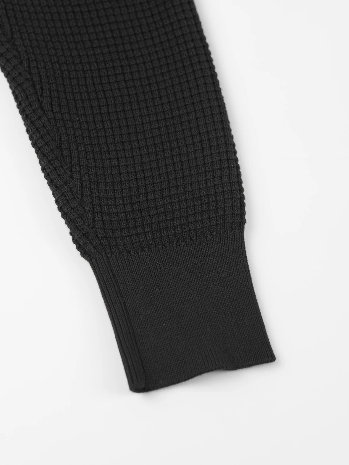 Item ID 8177 CottonSweater _3D Waffle_ Three Color Logo Round Neck Long Sleeve Knit